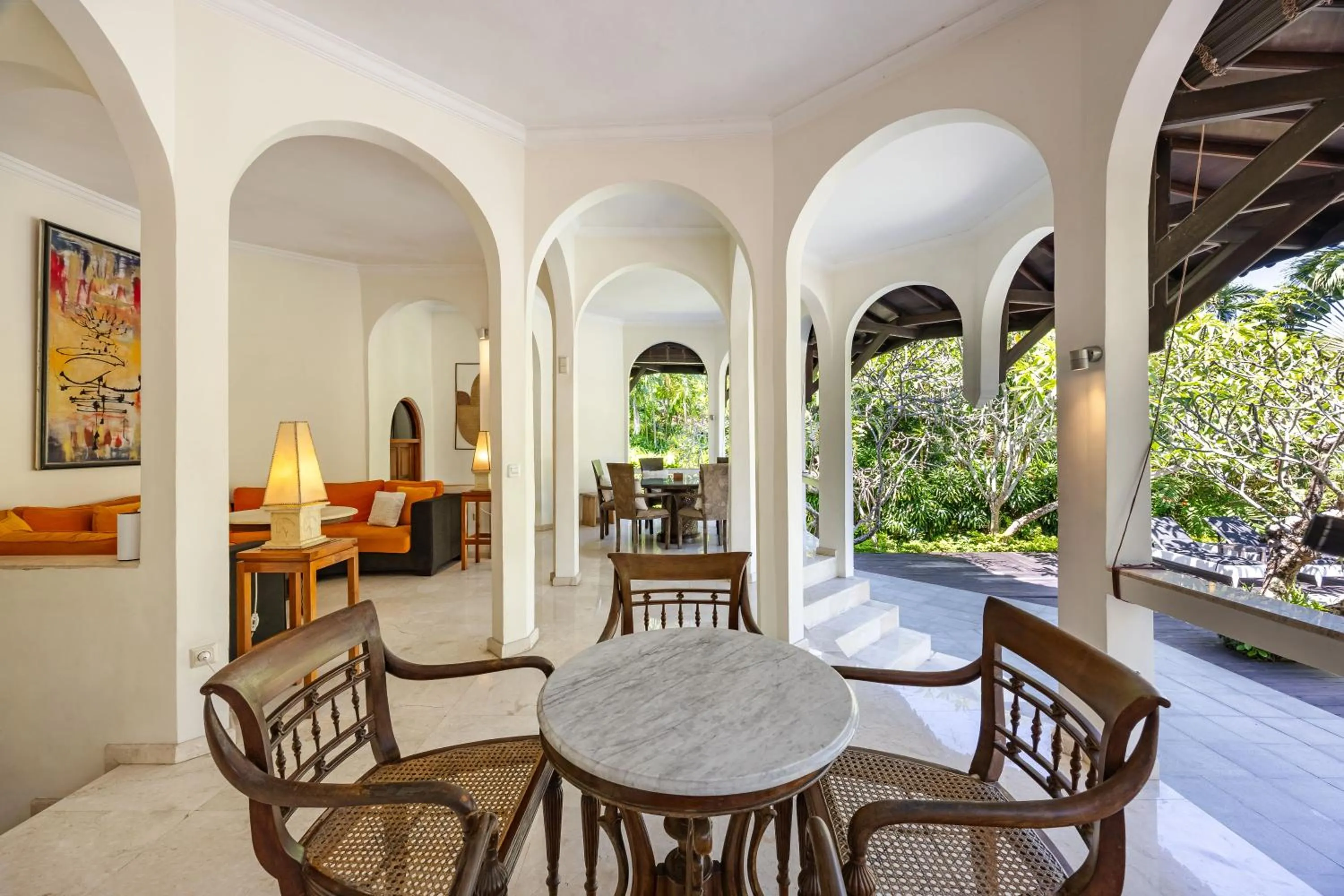 Property building in Cove Urbanest Inn