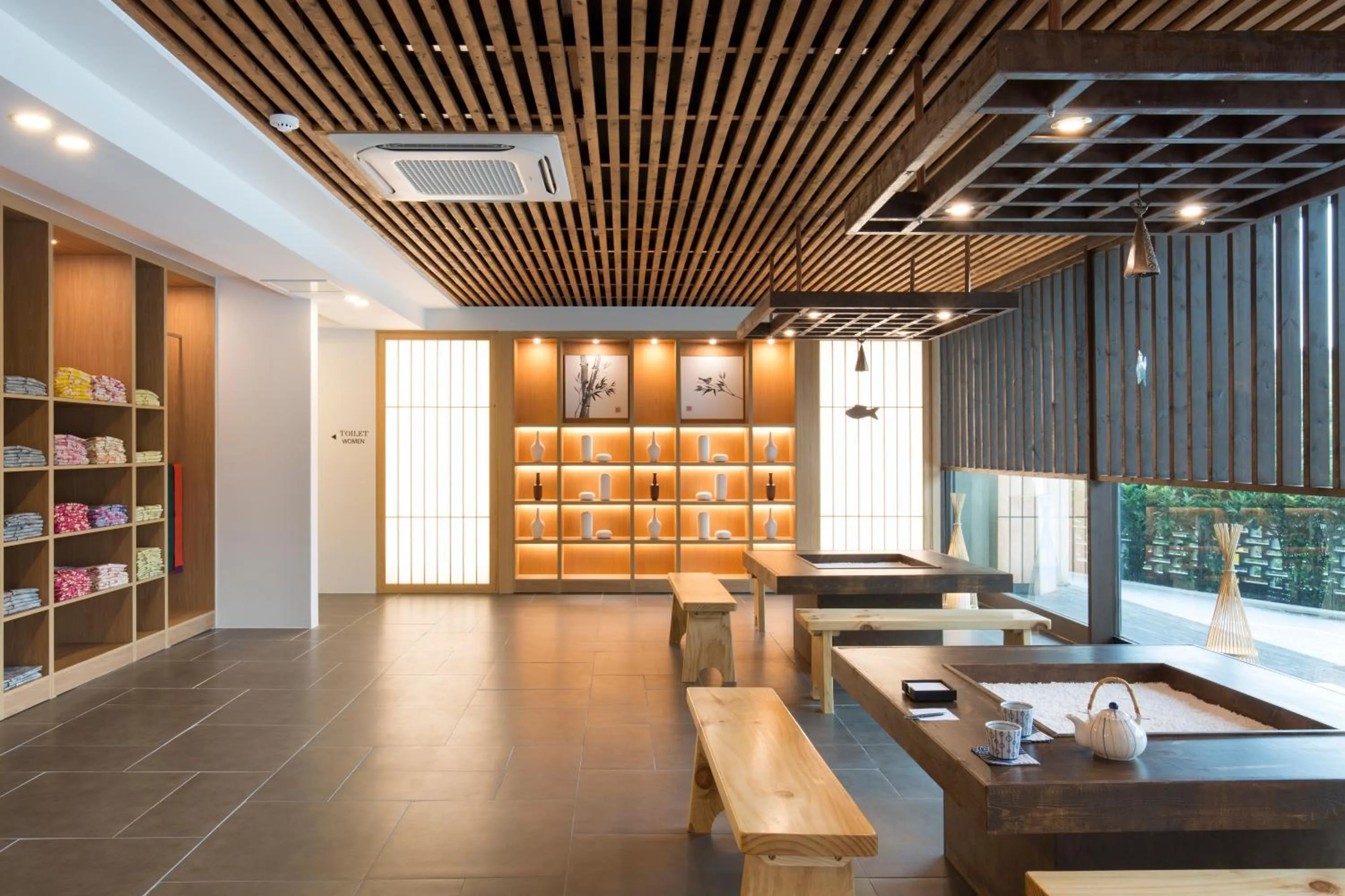 Lobby or reception in Tomonoya Ryokan Geoje