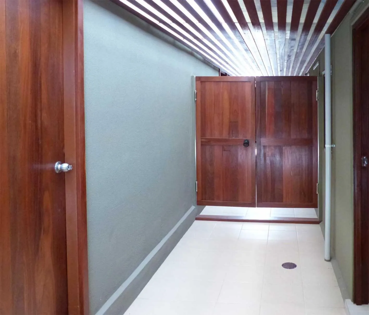 The Cocos Padang Lodge