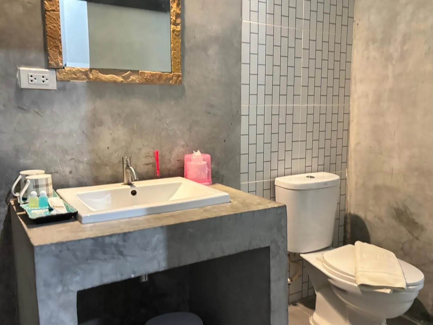 towels in Le Park 23 Boutique Resort