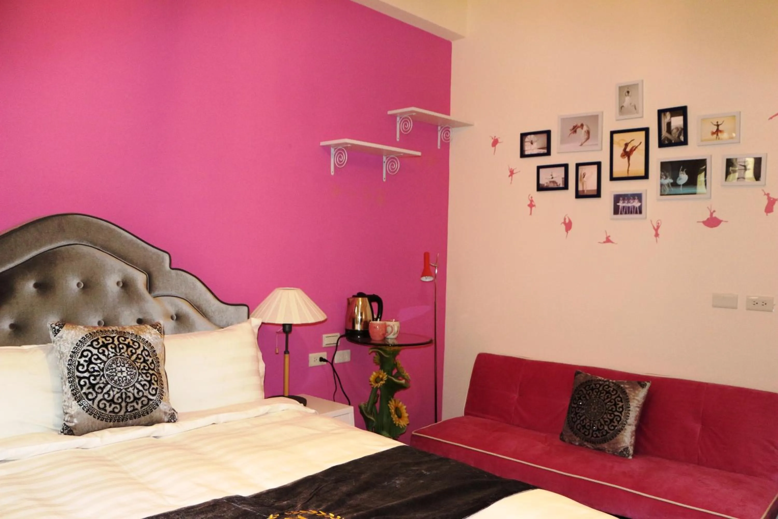 Bedroom, Bed in Waltz Villa