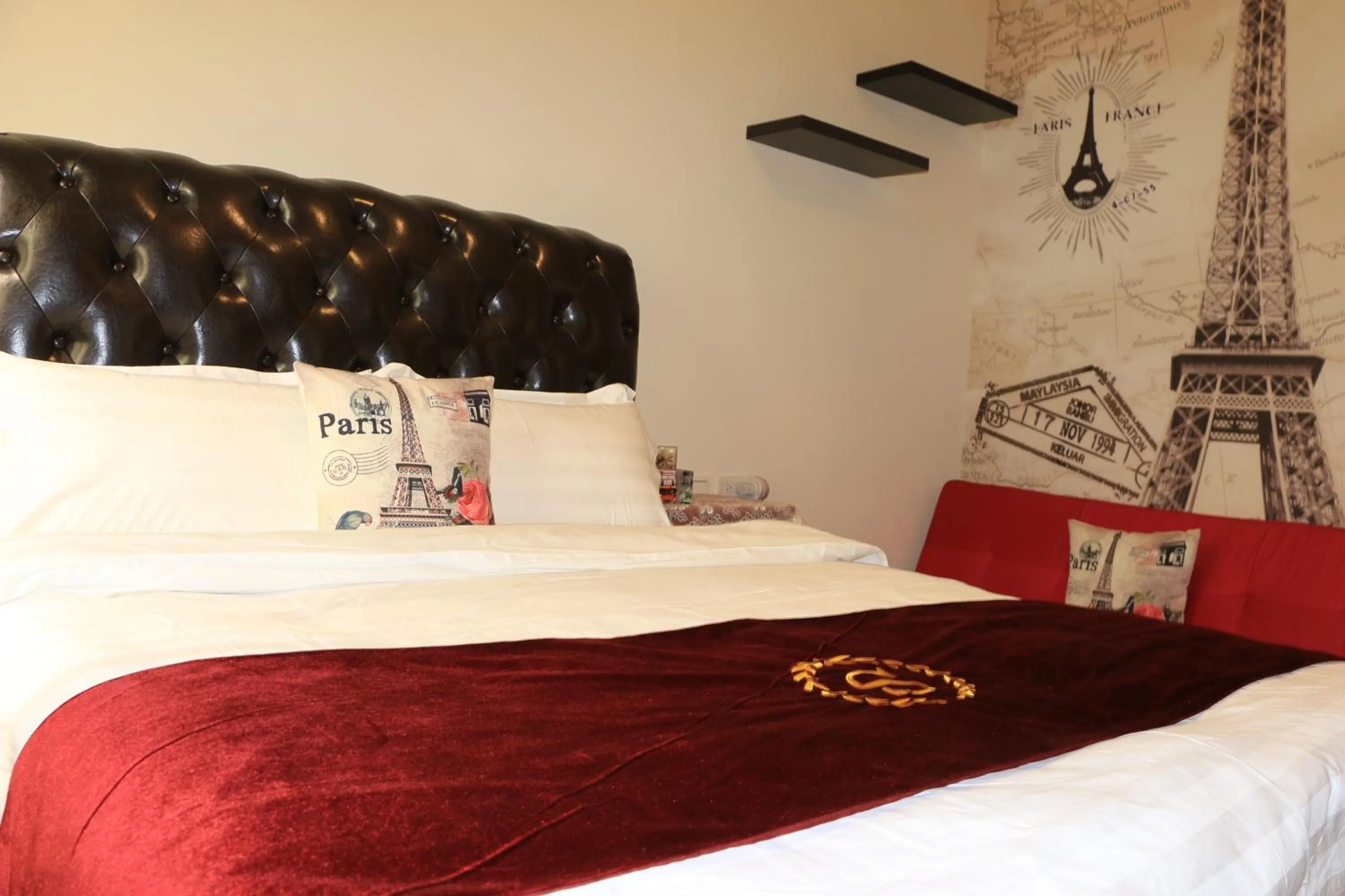 bunk bed, Bed in Waltz Villa