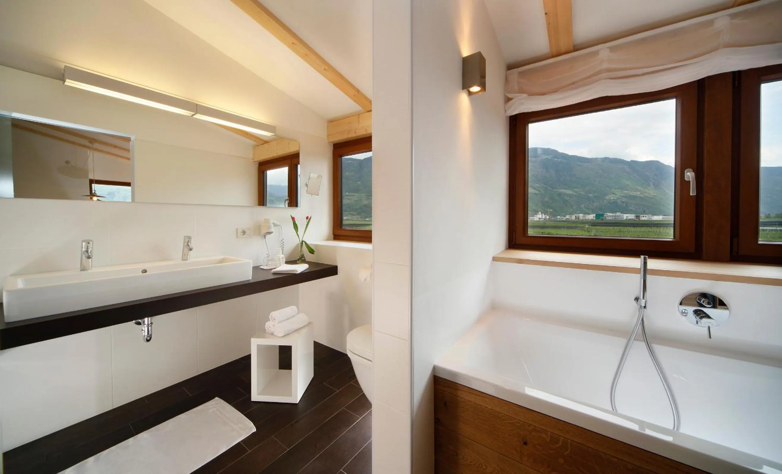 Garden view in Hotel und Residence Johanneshof