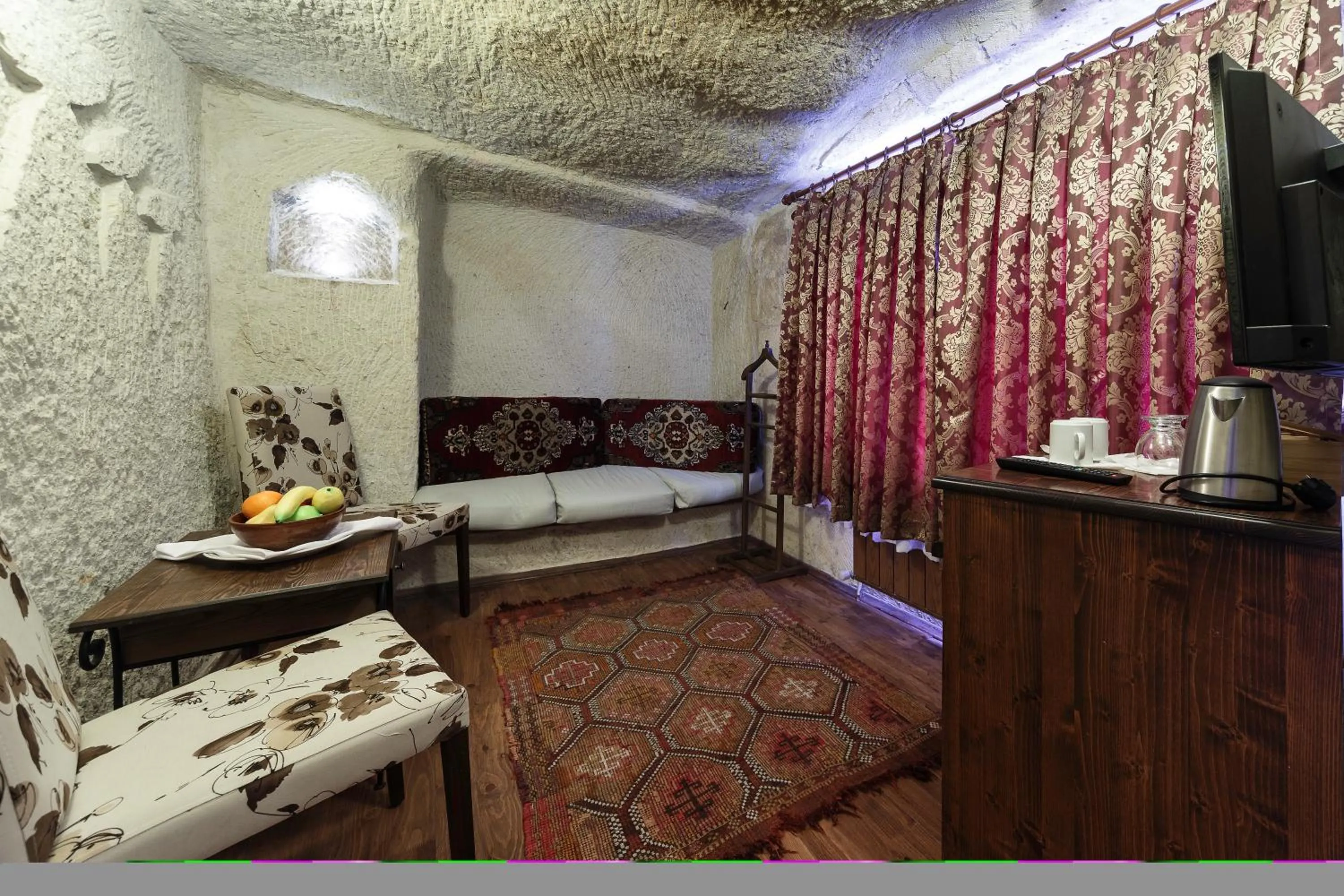 Decorative detail, Bed in Yusuf Yigitoglu Konagi - Special Category