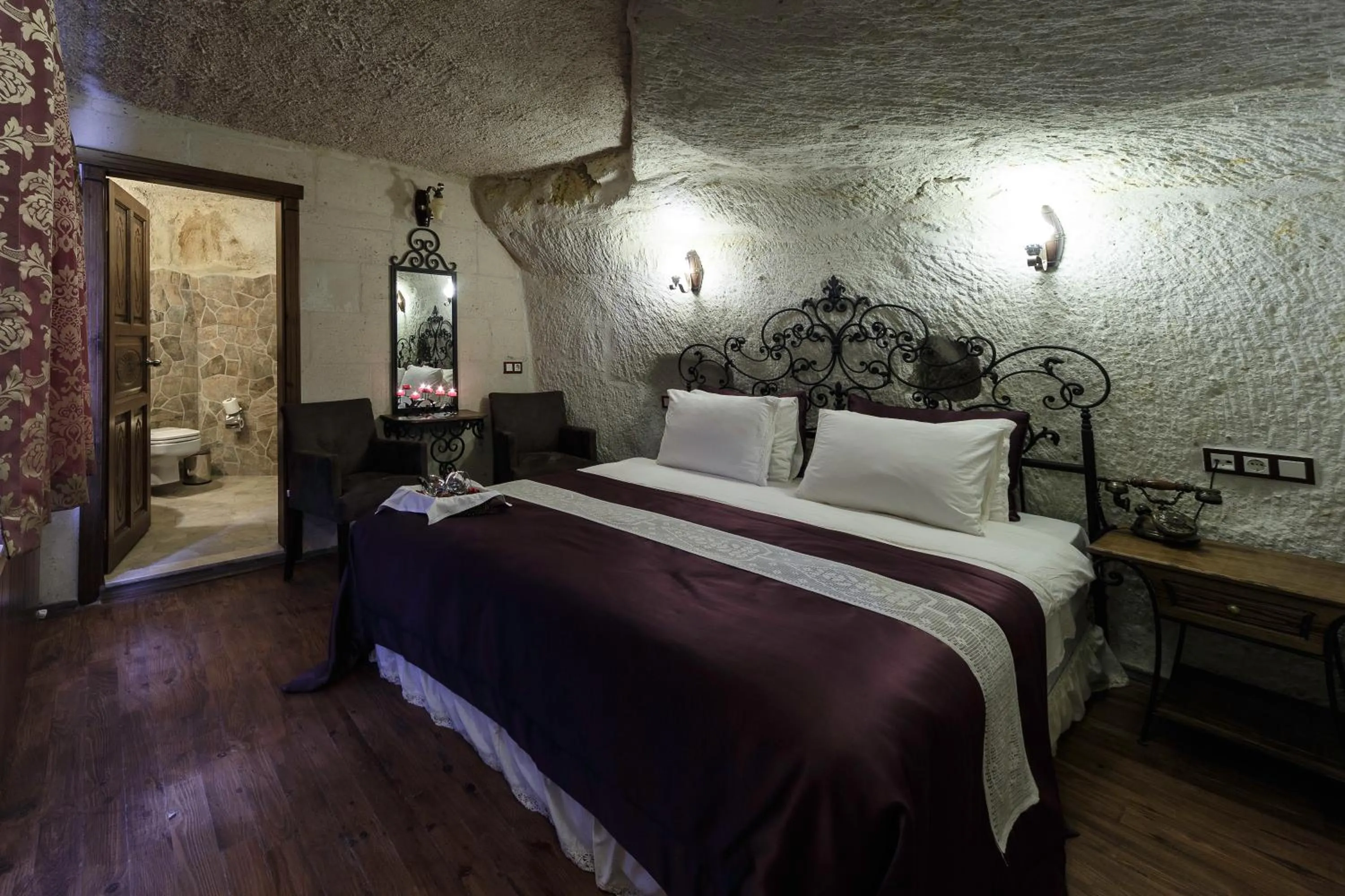 Bed in Yusuf Yigitoglu Konagi - Special Category