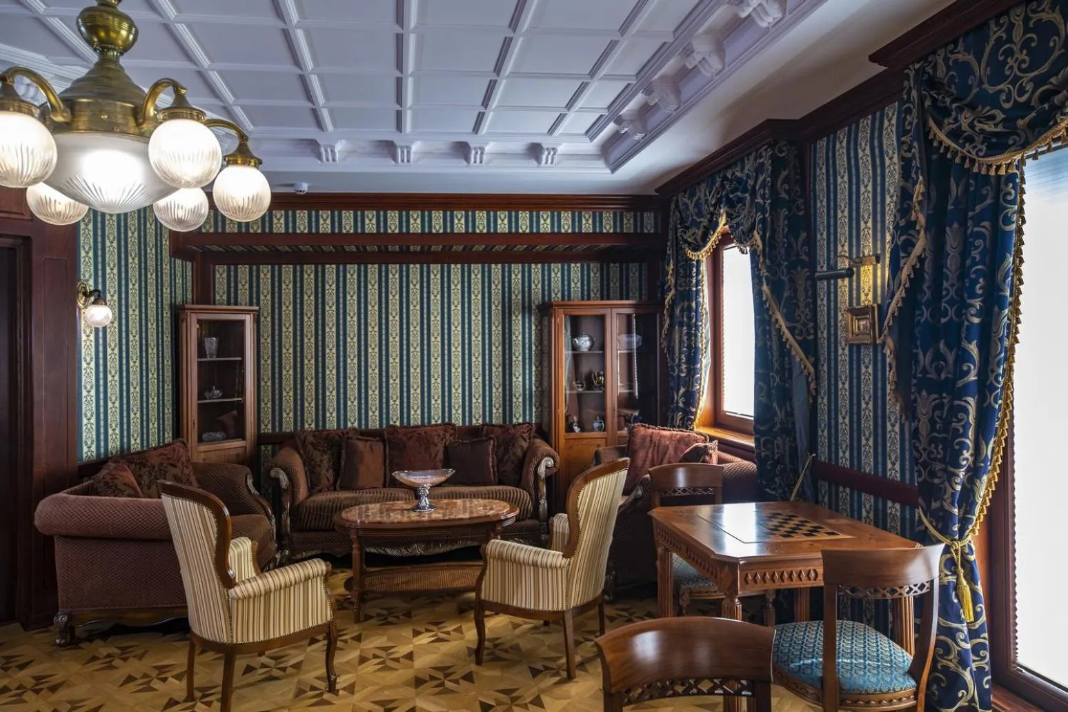 Communal lounge/ TV room in Erla Villa Boutique Hotel