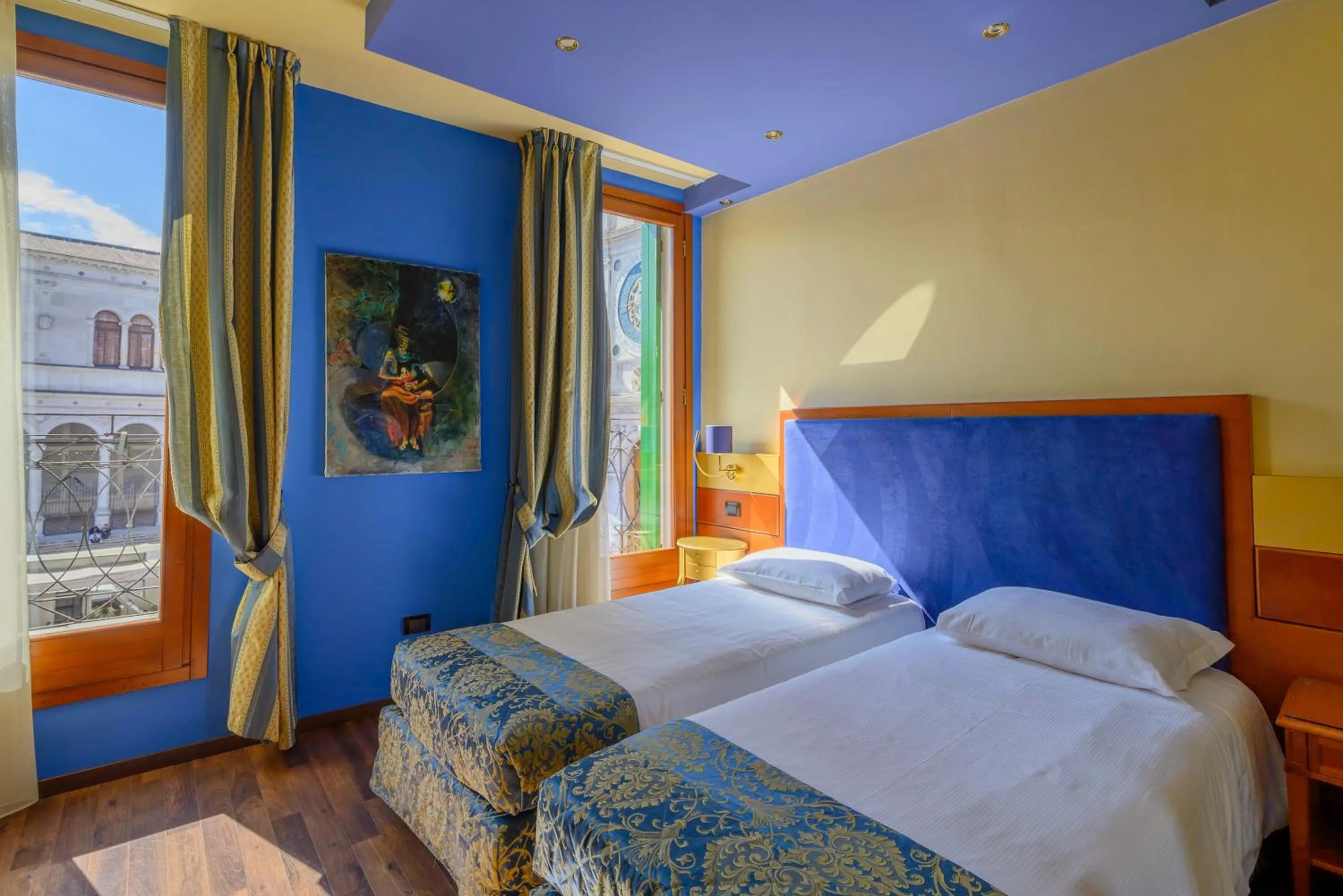 Bedroom, Bed in Diamantino Town House