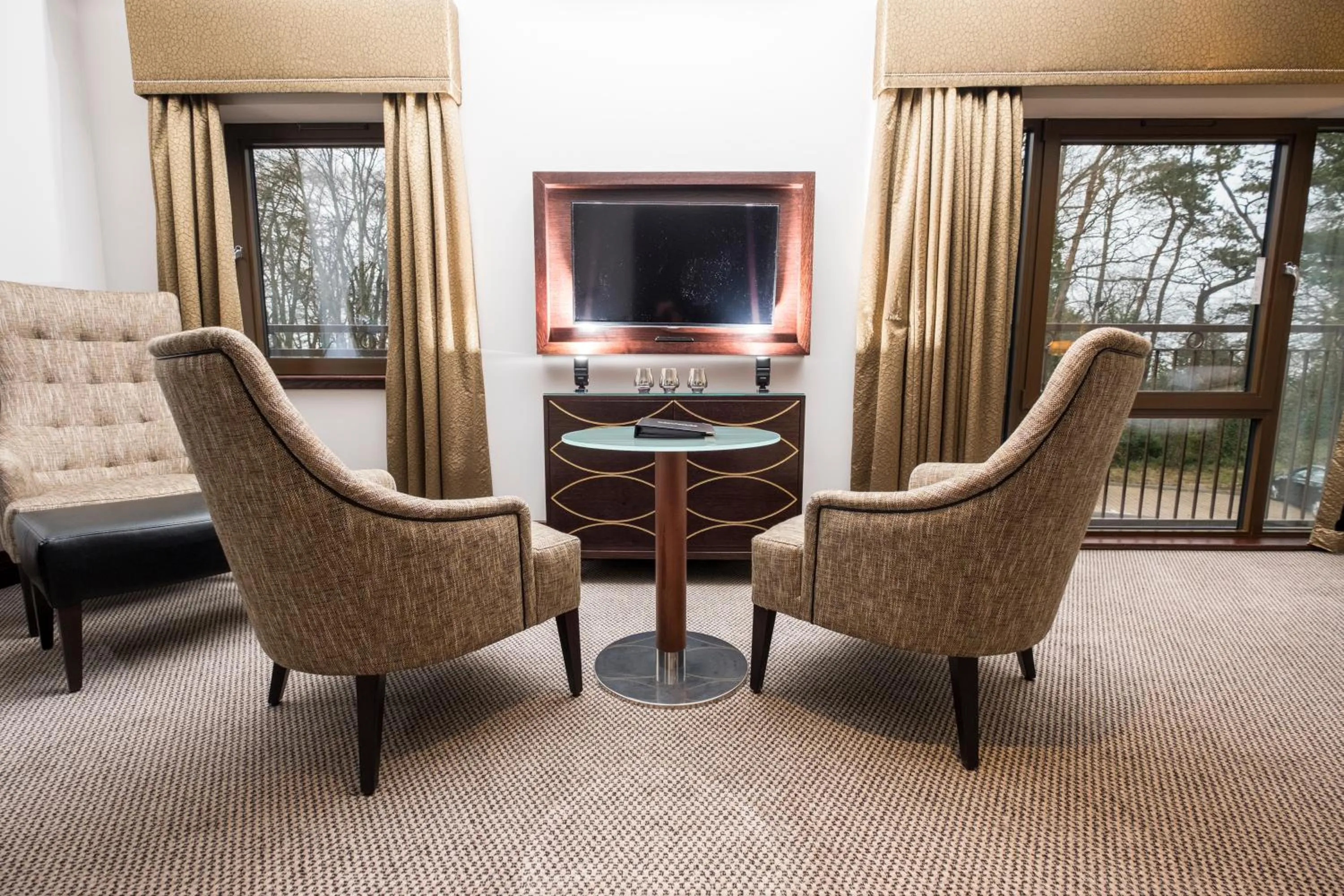 TV and multimedia in Parklands Hotel & Country Club