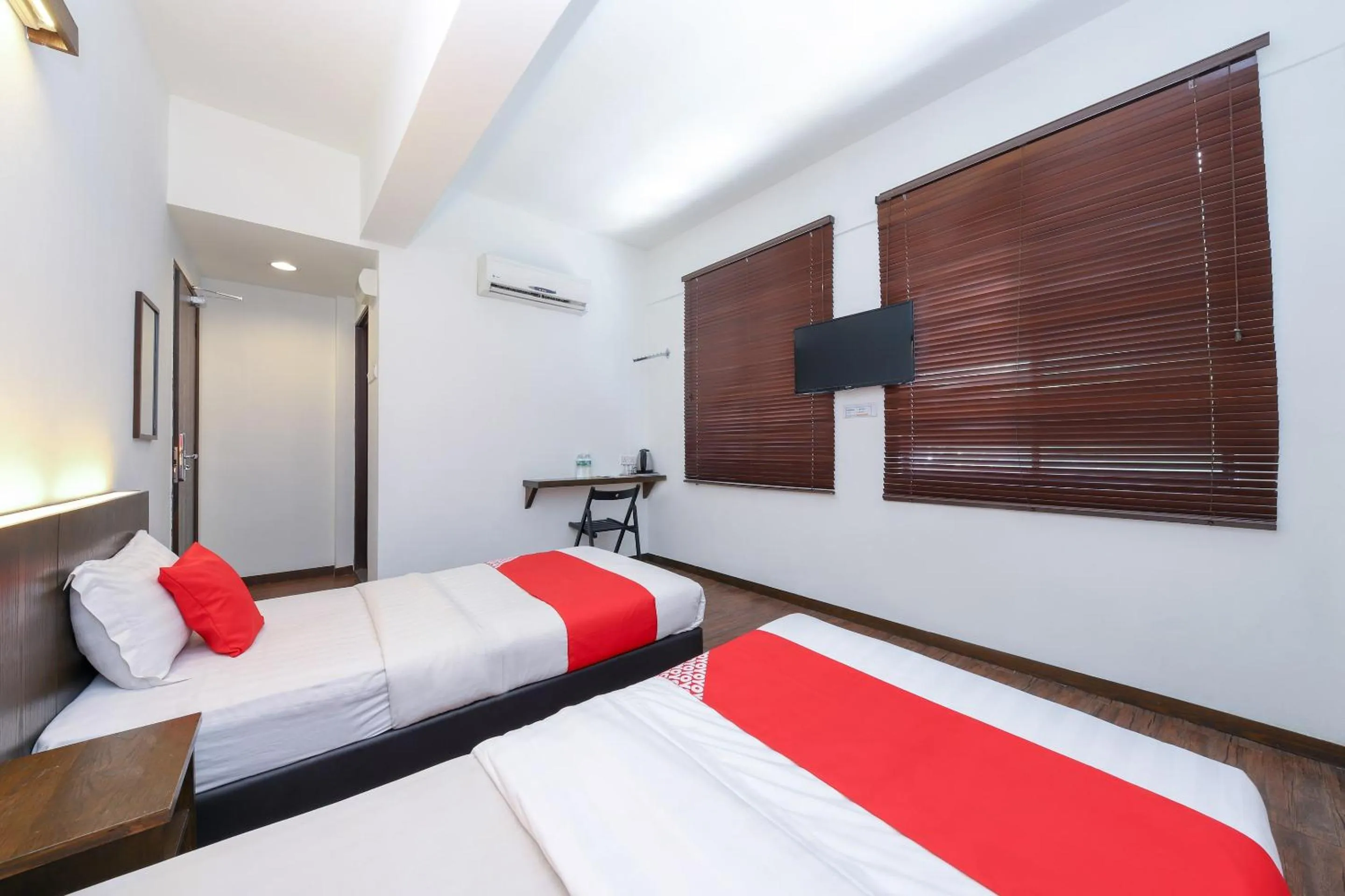 Bedroom, Bed in Hotel O Madras