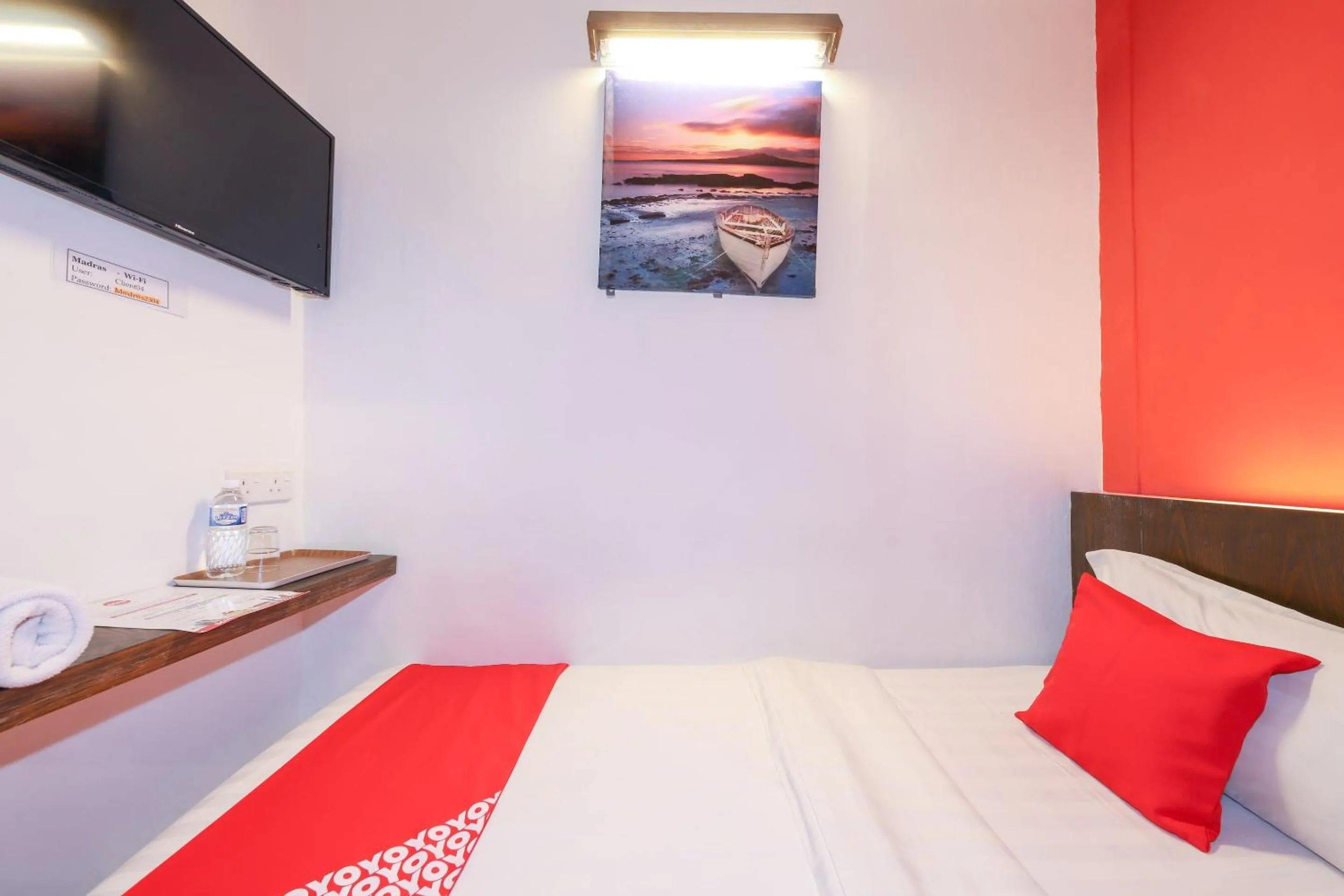 Bedroom, Bed in Hotel O Madras