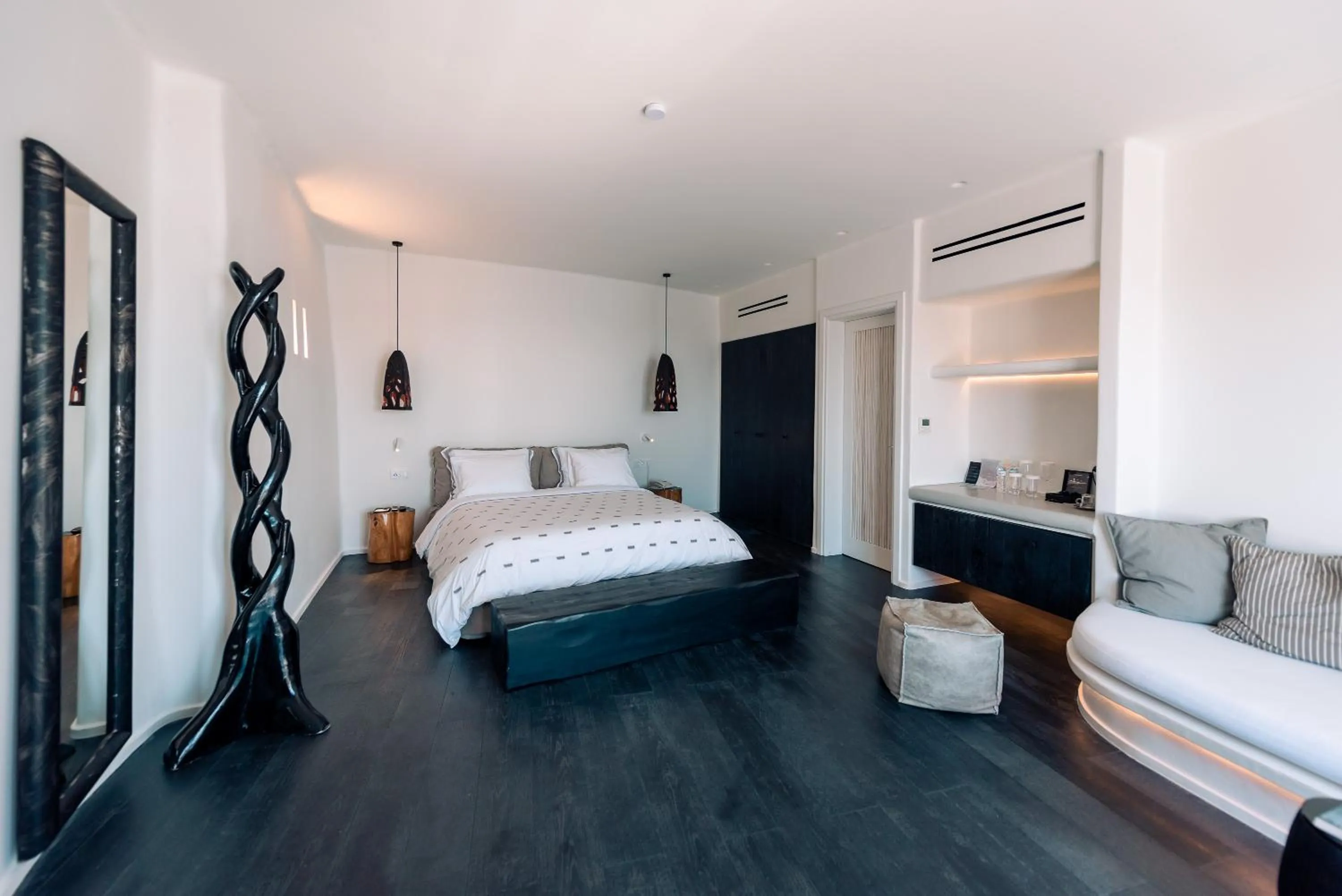 Bed in Cavo Tagoo Santorini