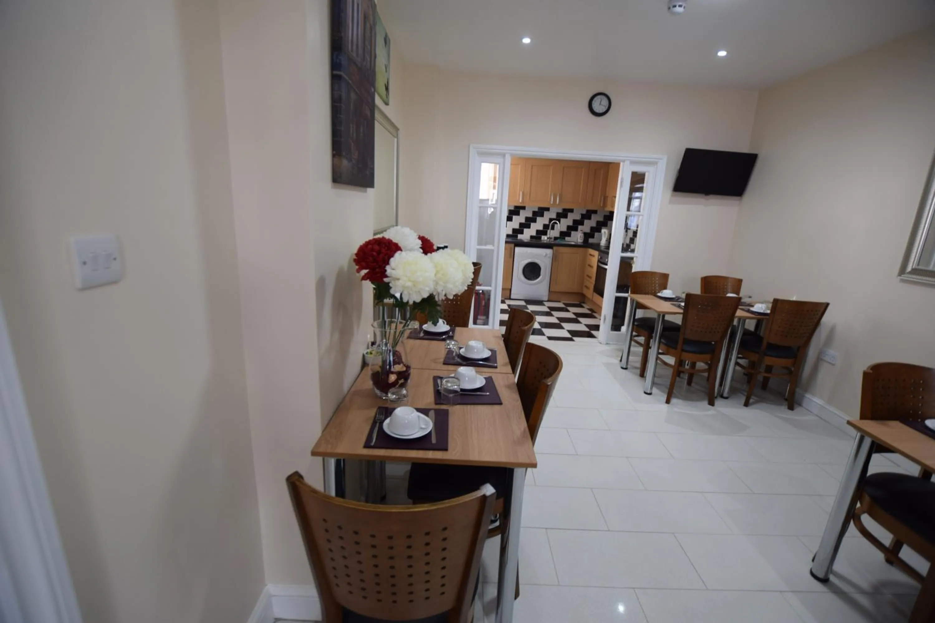 Dining area in Woodlands Lodge Ilford