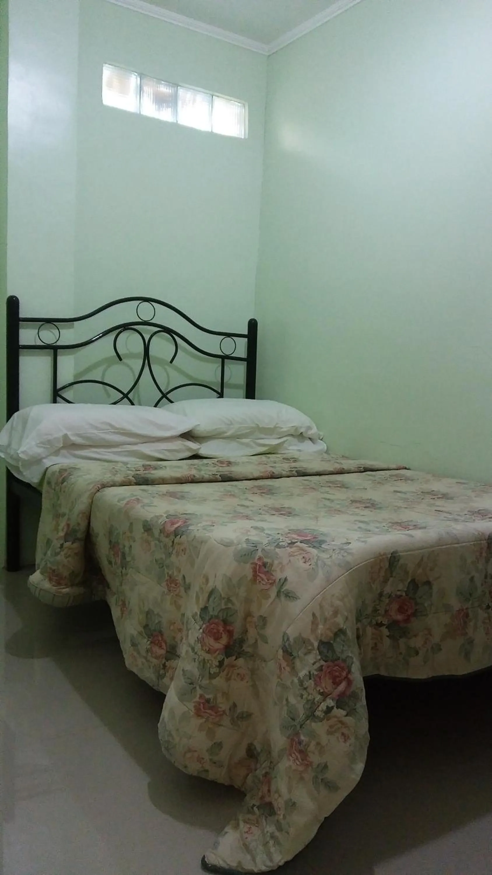 Bed in Dweller's Pensione