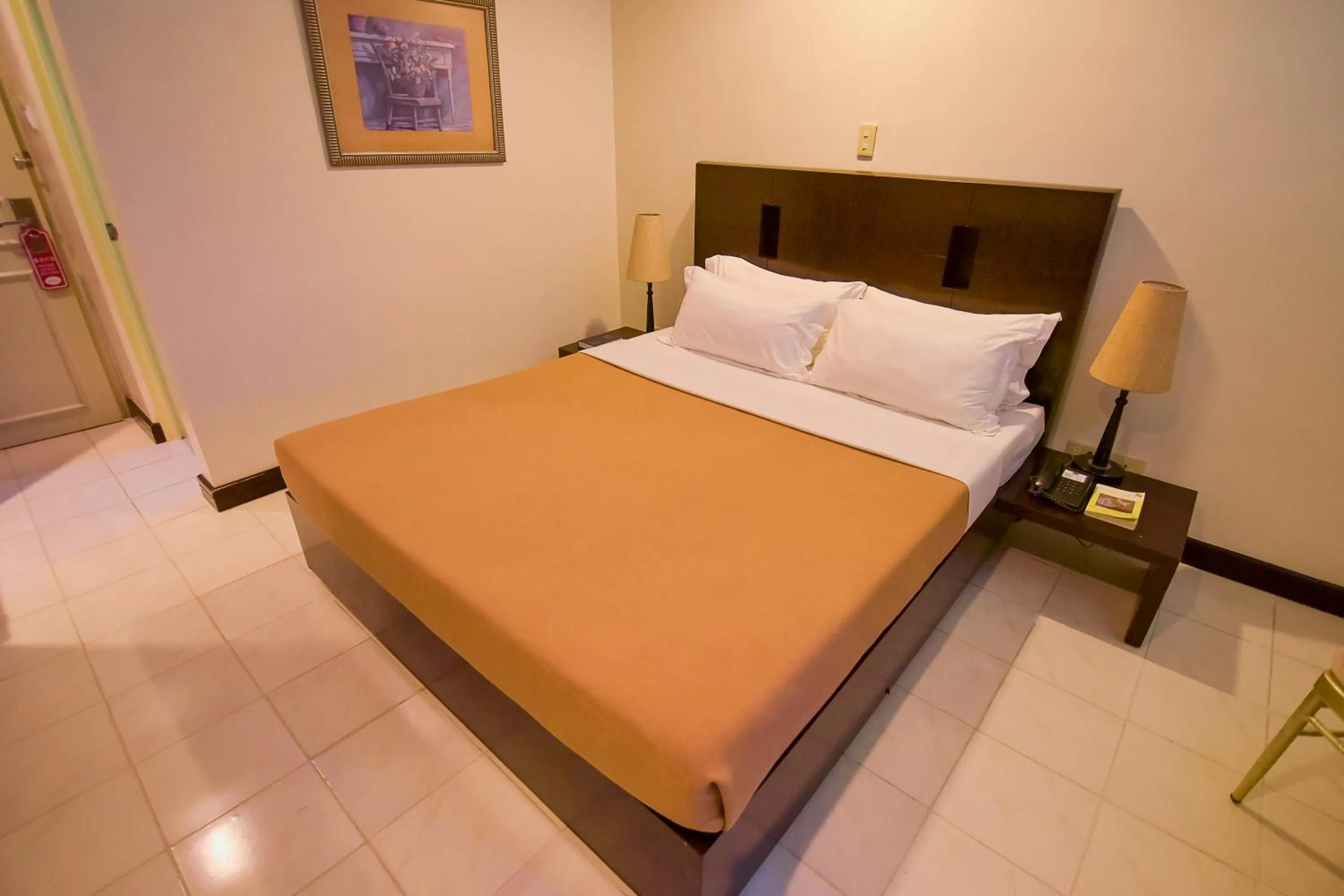 Bed in Hotel Tavern Surigao