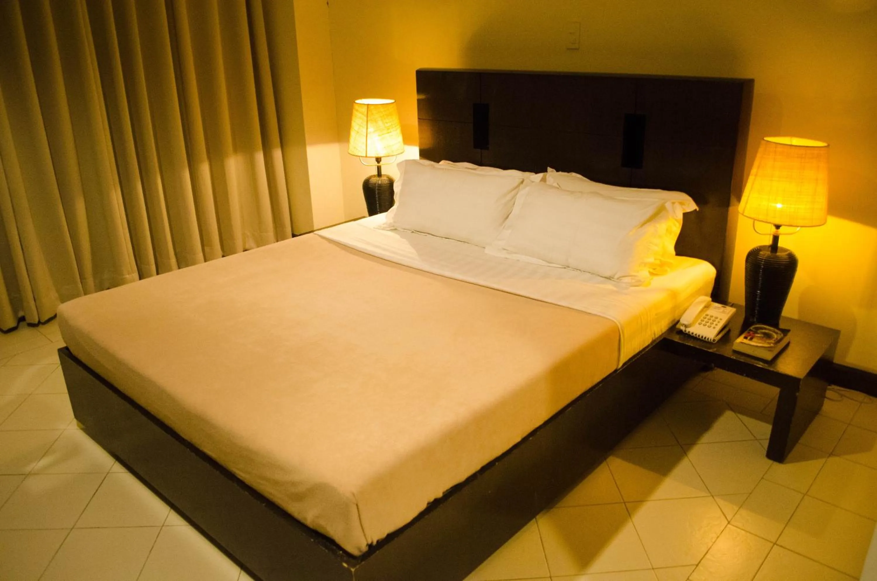 Bed in Hotel Tavern Surigao