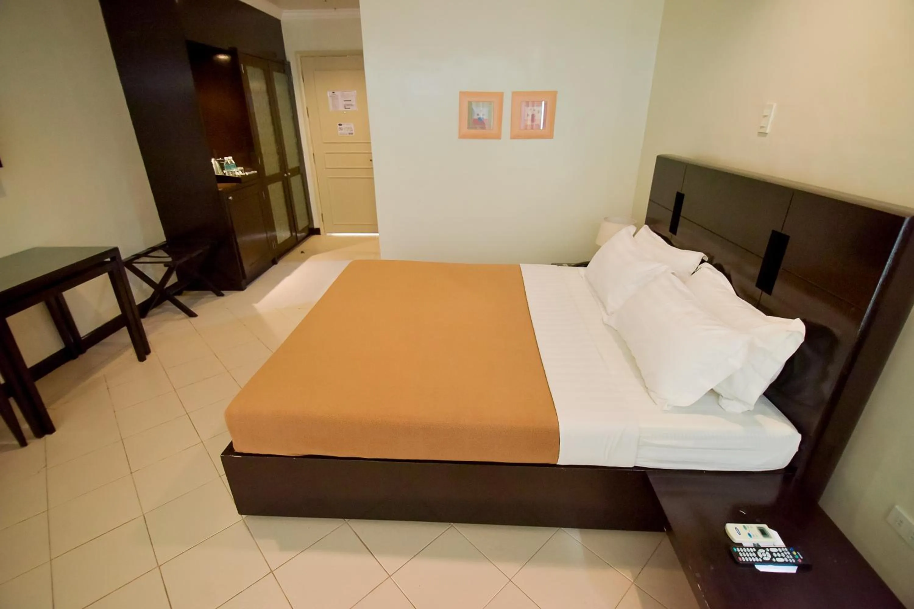 Bed in Hotel Tavern Surigao