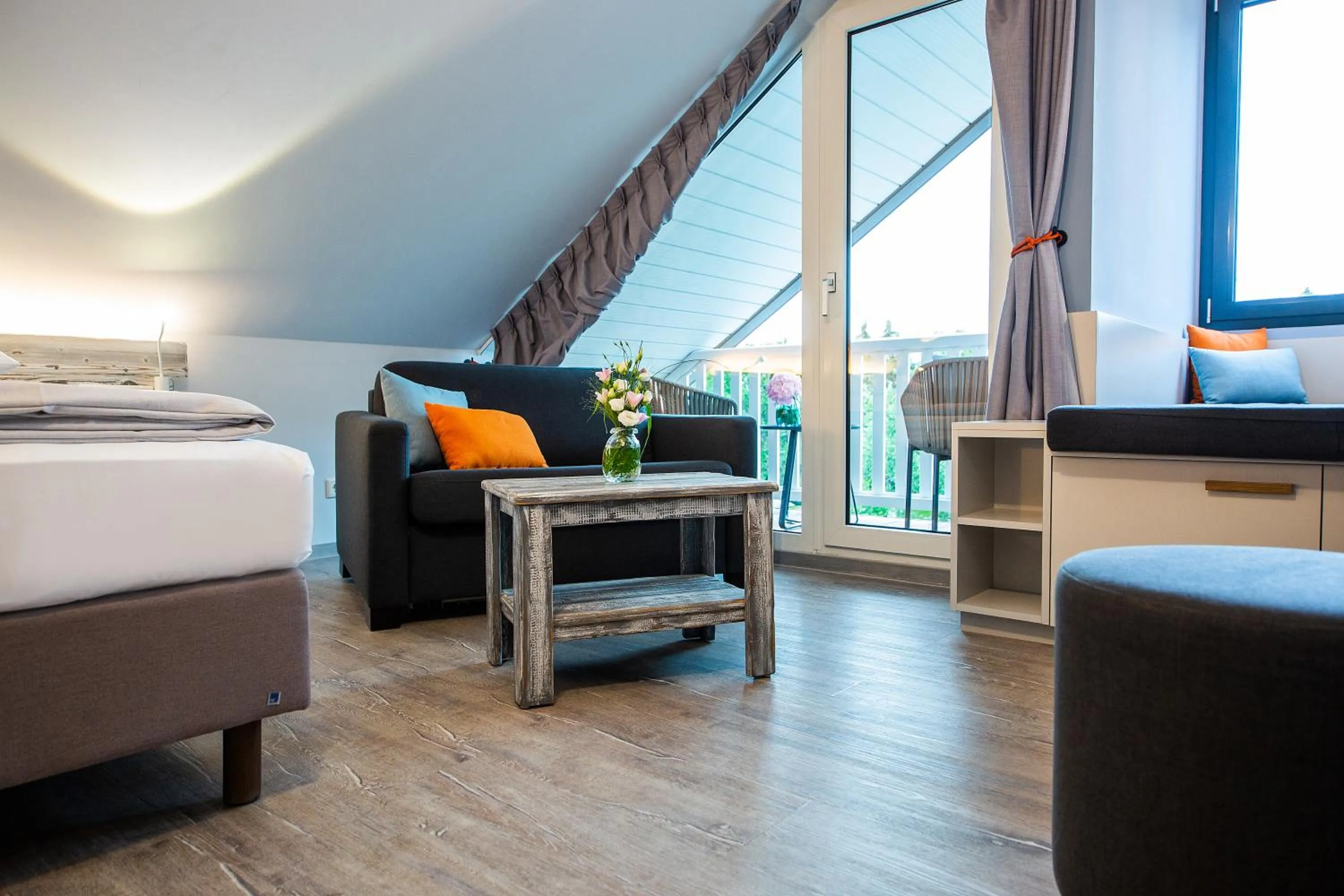 Photo of the whole room, Bed in Bude54