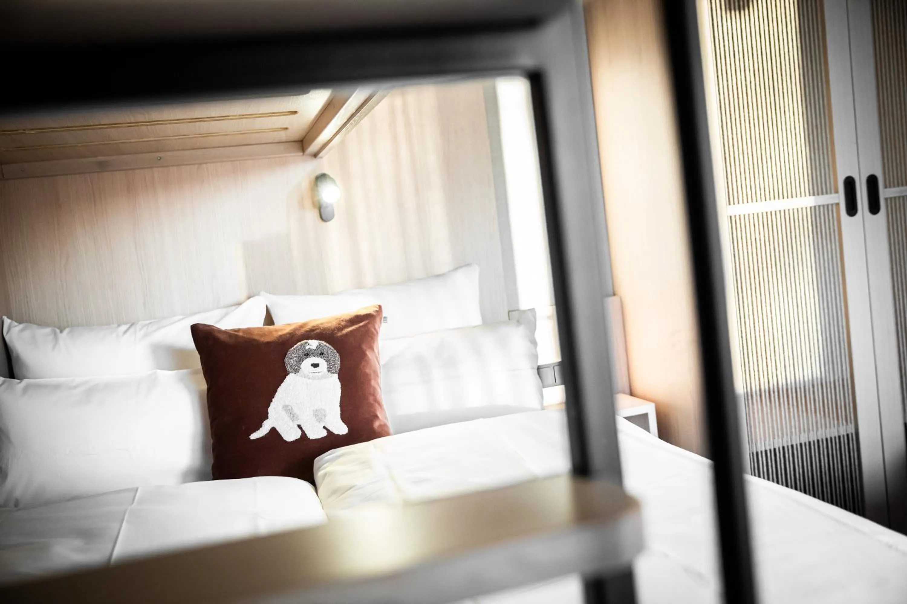 Decorative detail, Bed in Bude54