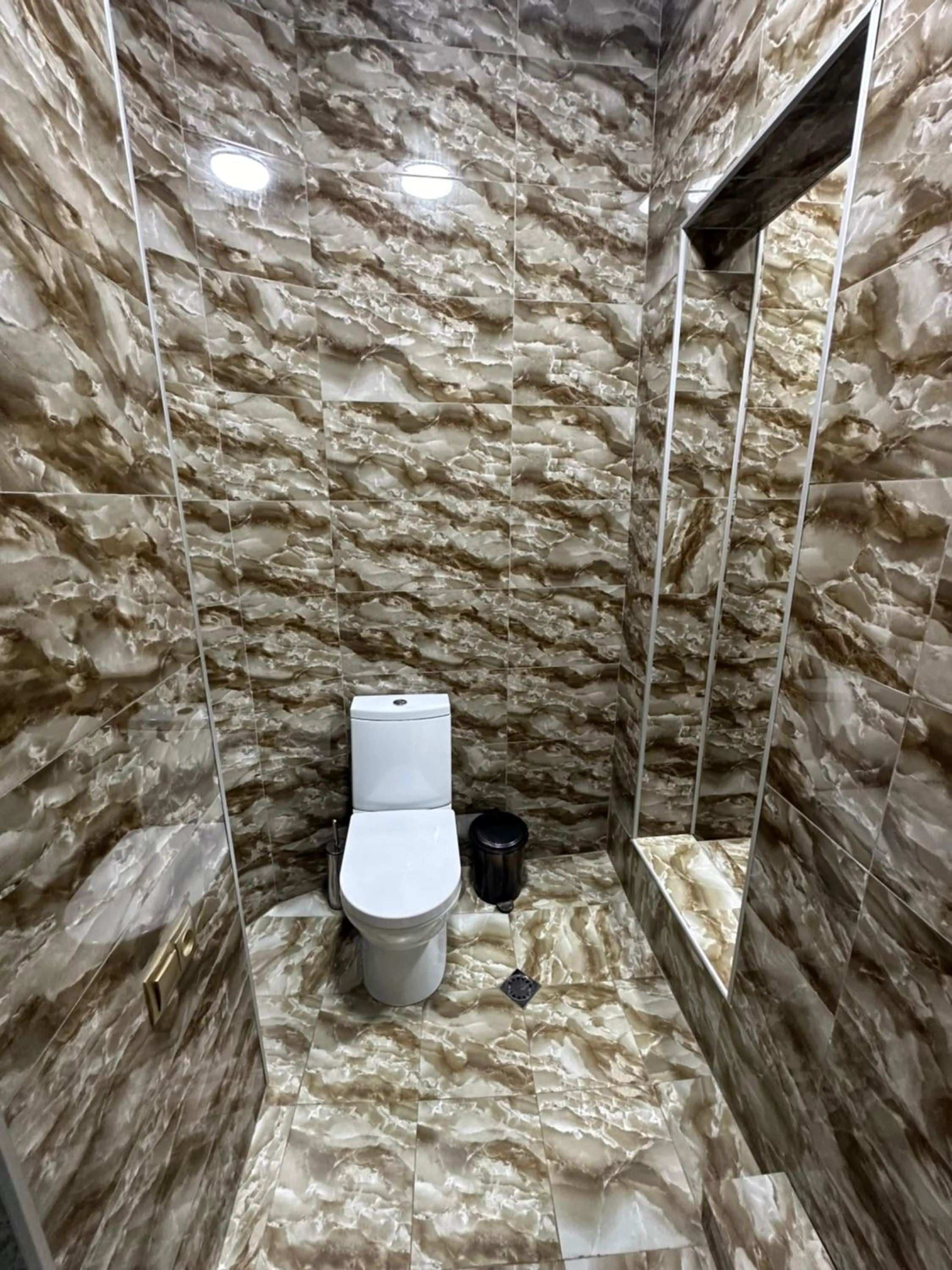 Toilet in Hotel Piza