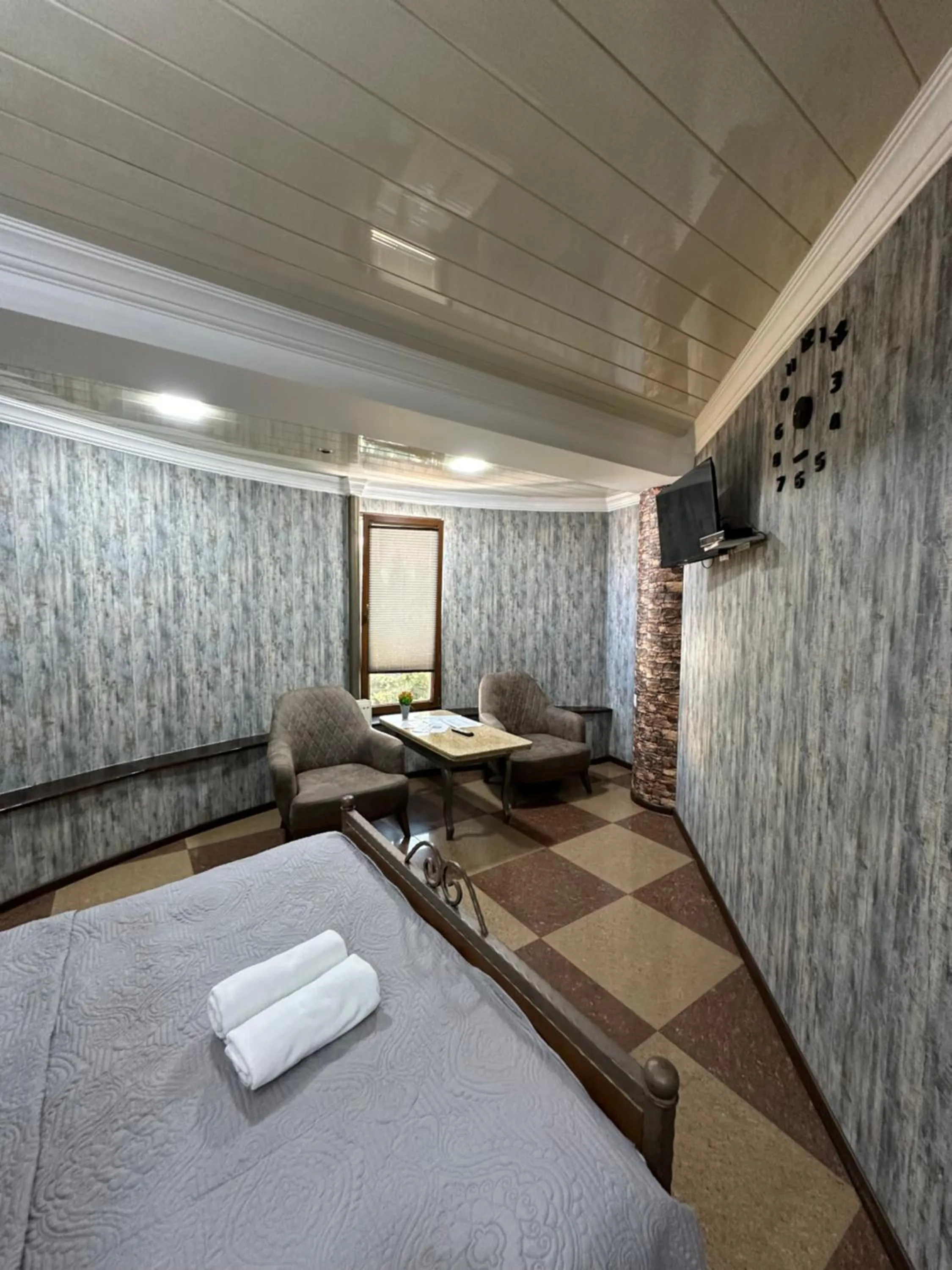 TV and multimedia, Bed in Hotel Piza