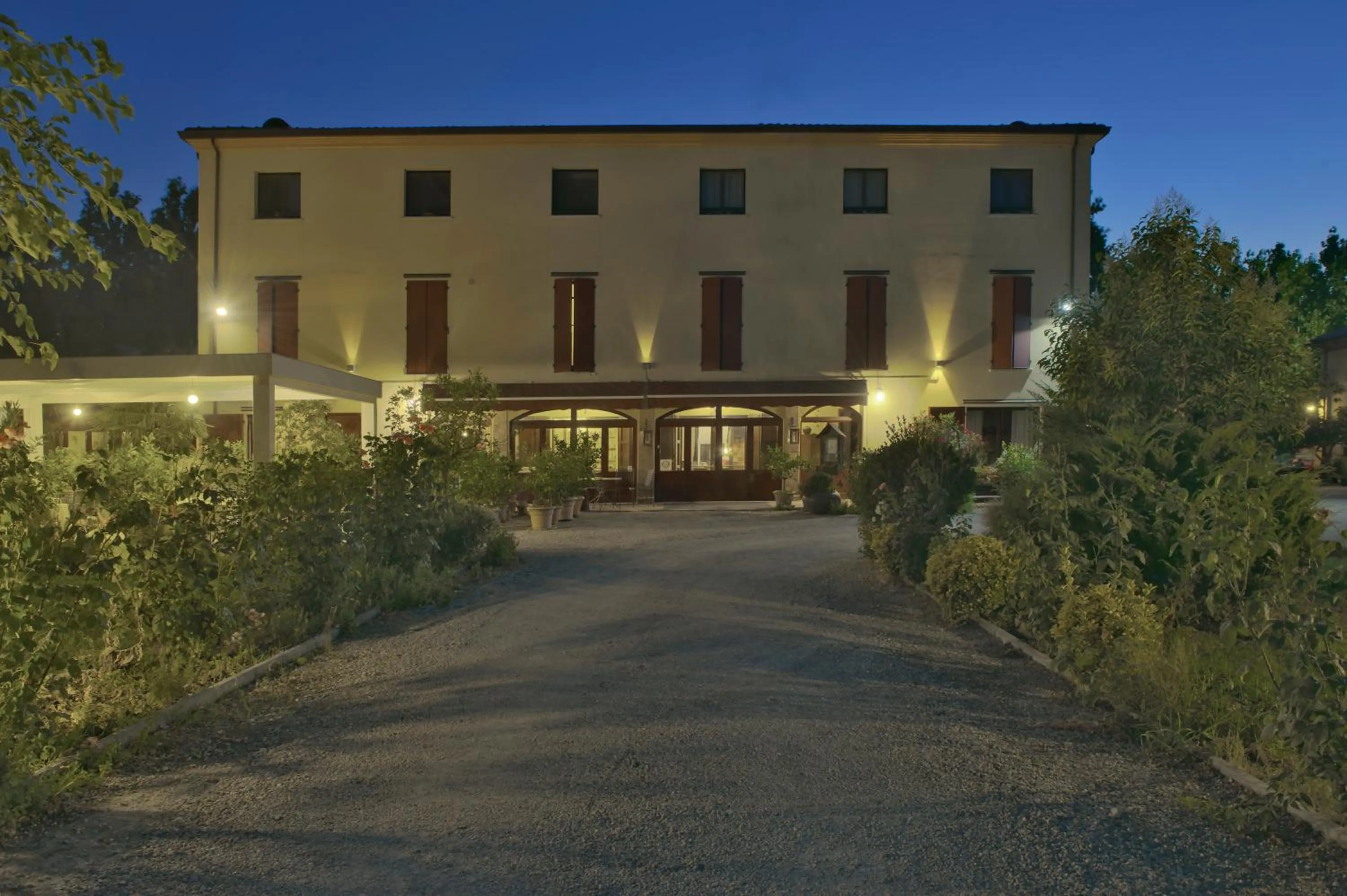 Facade/entrance in Villa Belfiore