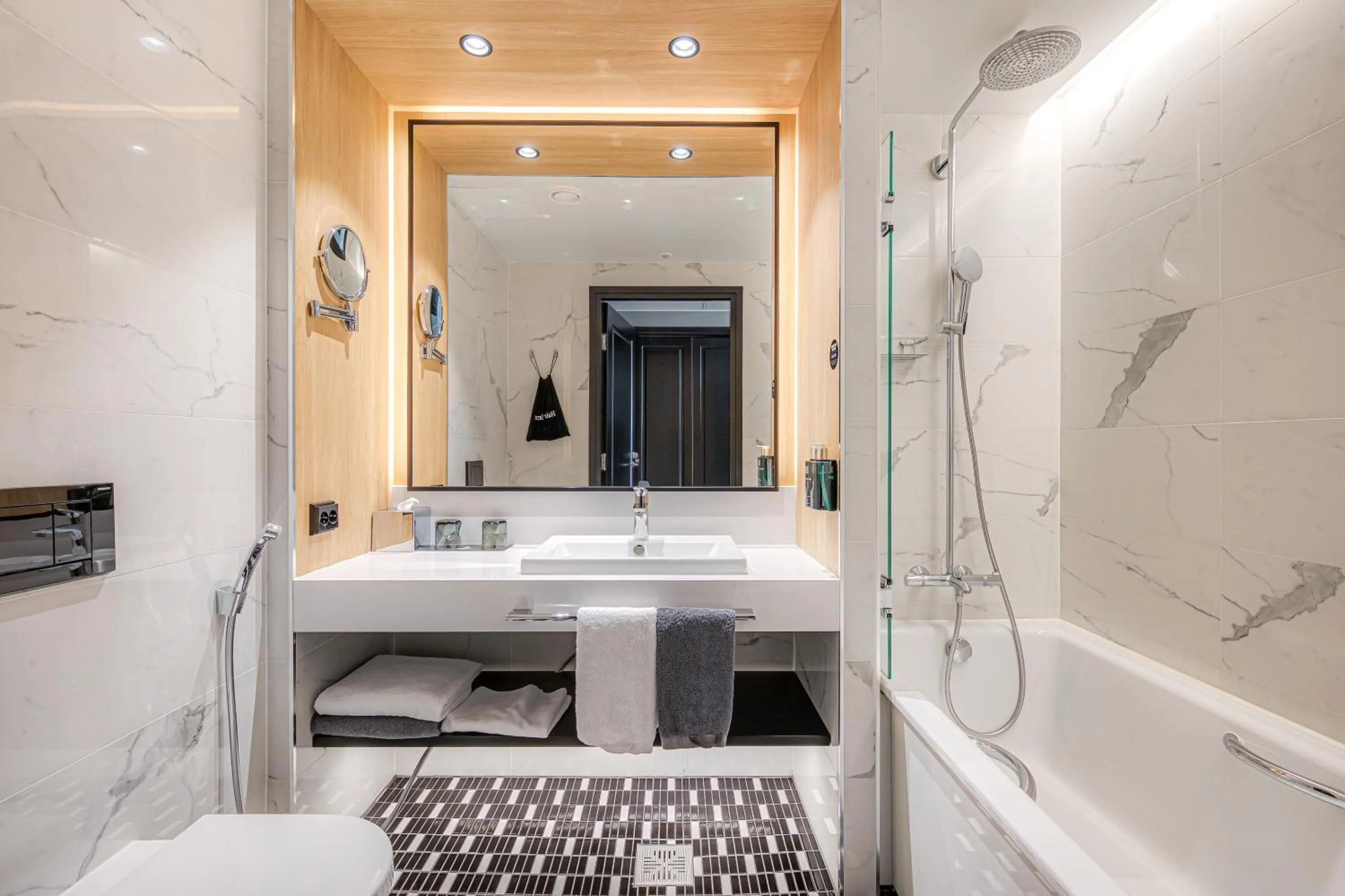 Bathroom in Clarion Hotel Aviapolis