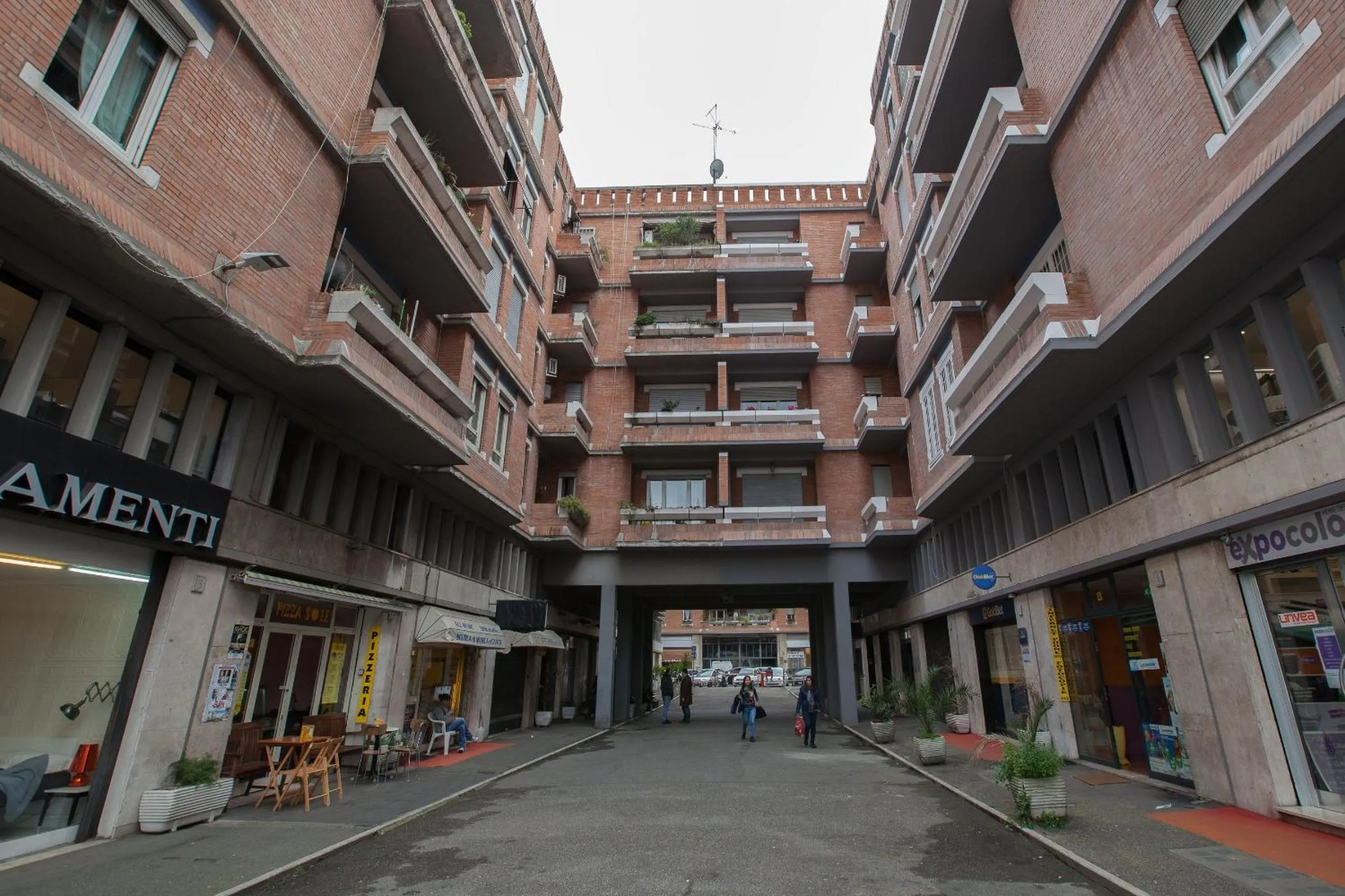 Property building in B&B Momenti Romani