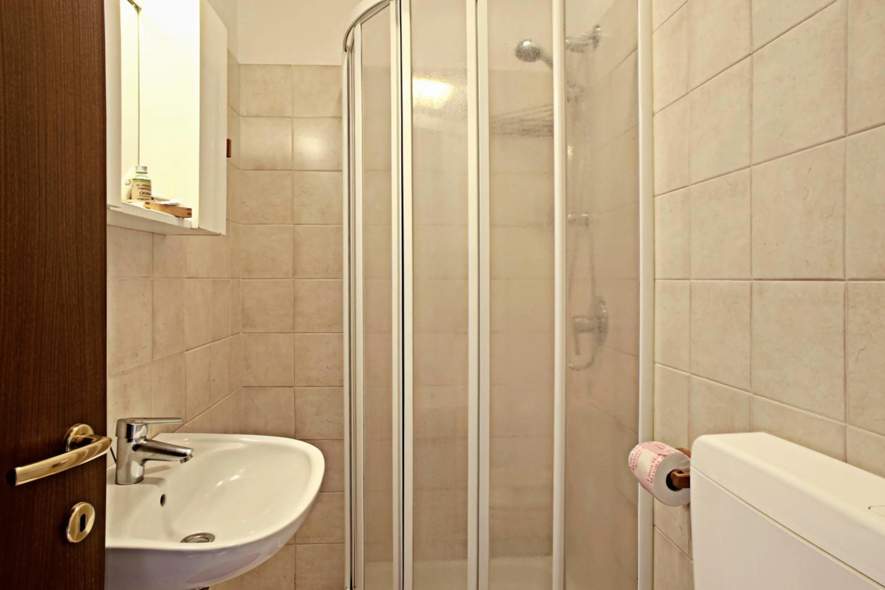 Bathroom in Hotel Silvana