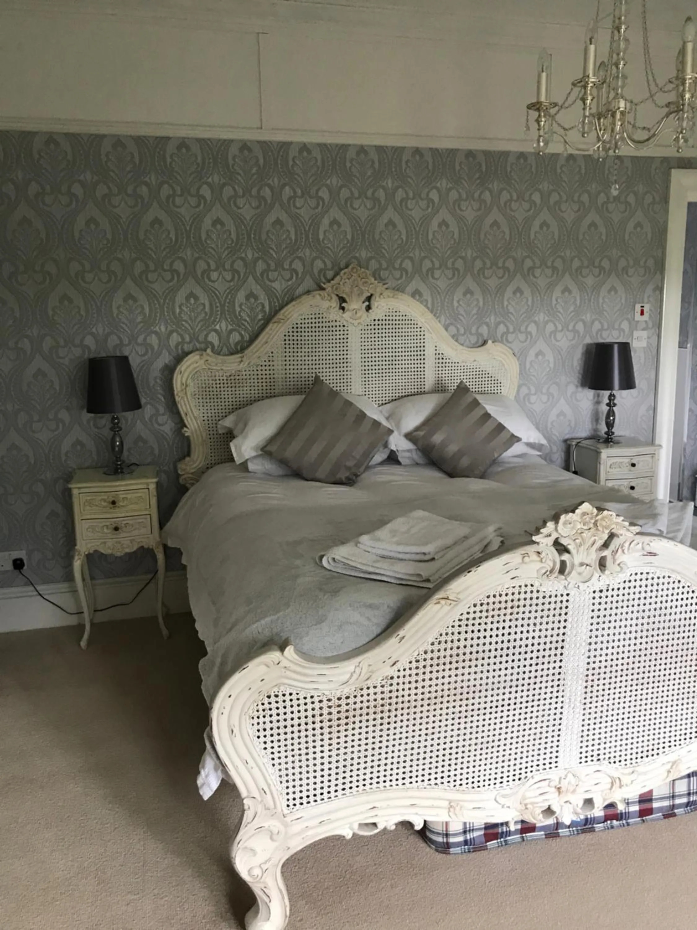 Deluxe Double Room in Fox House Thirdpart Farm