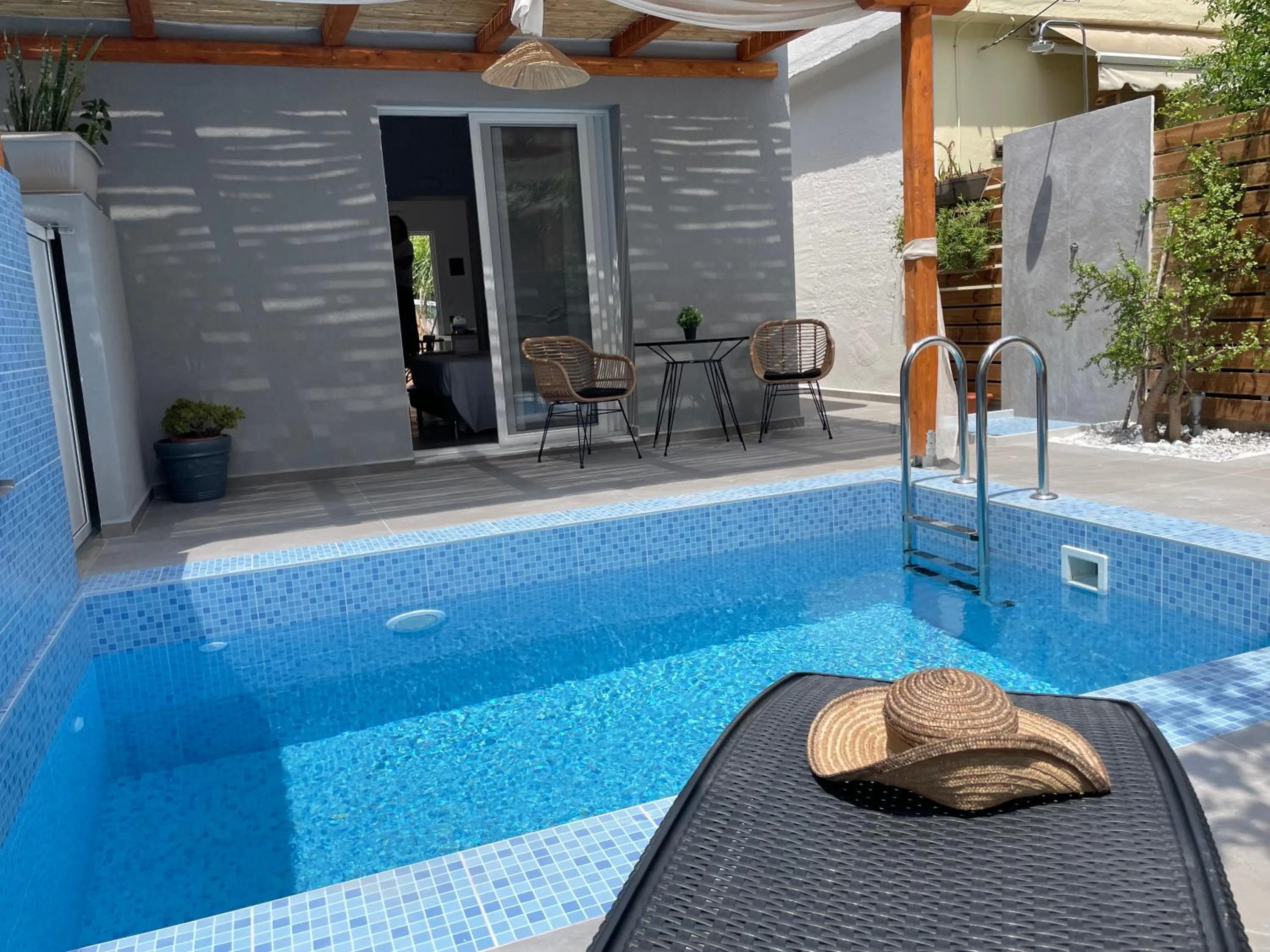 Swimming pool in Voula Hotel