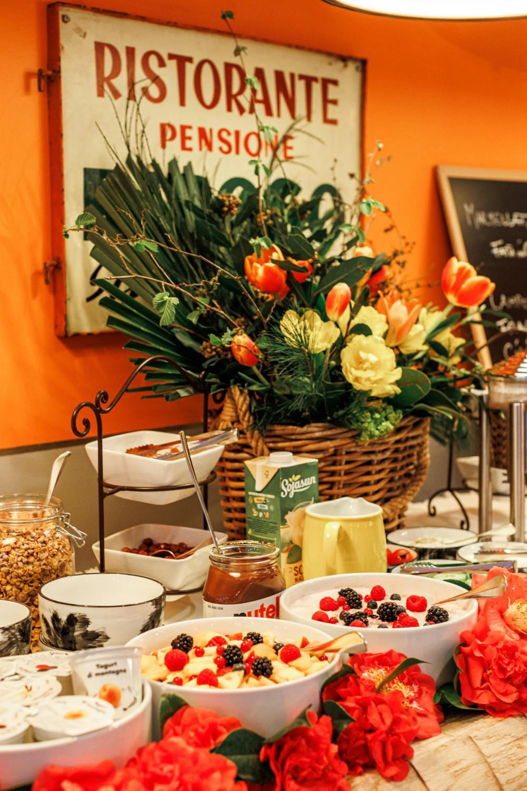 Restaurant/places to eat in Art Hotel Riposo