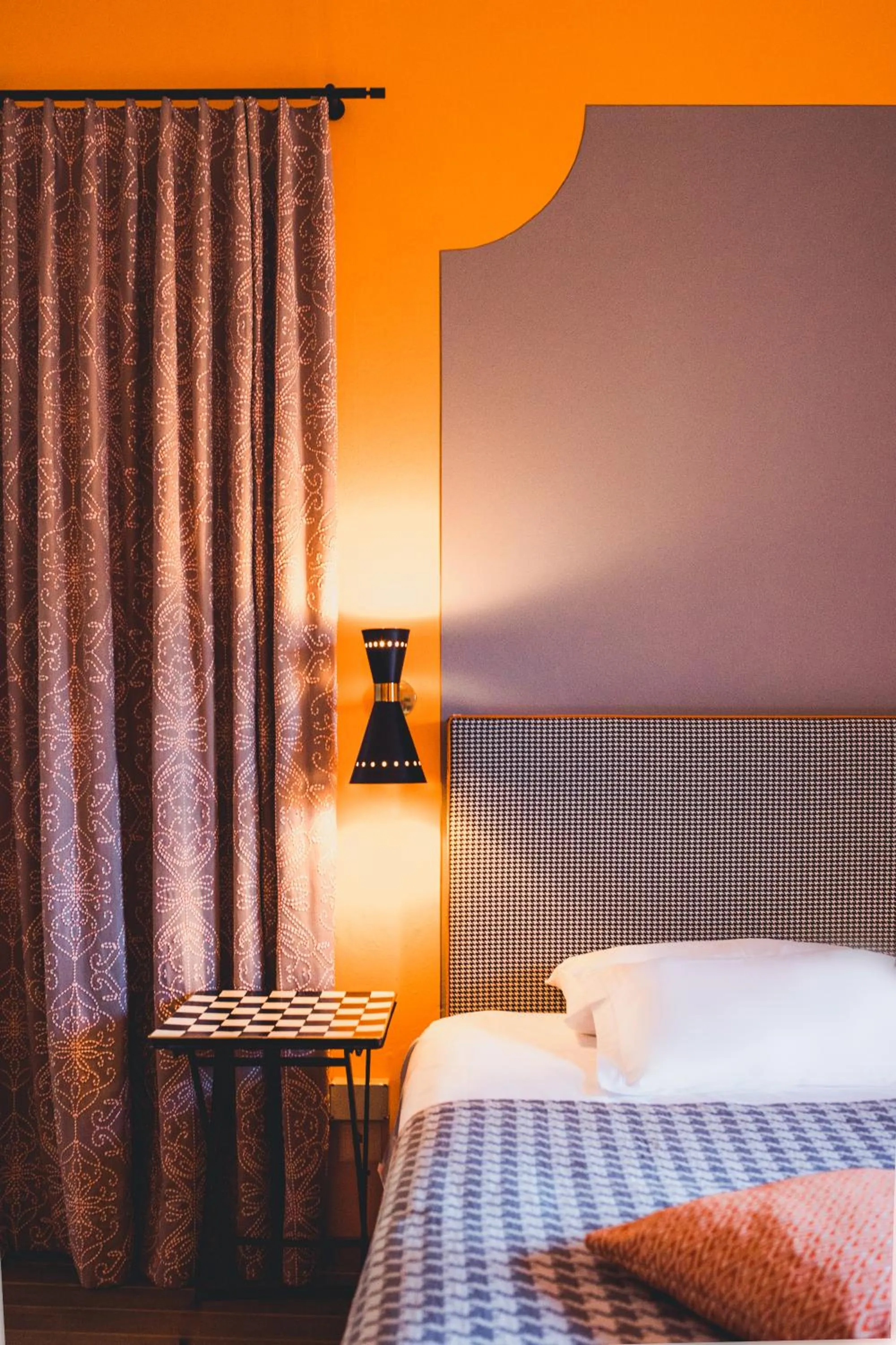 Decorative detail, Bed in Art Hotel Riposo