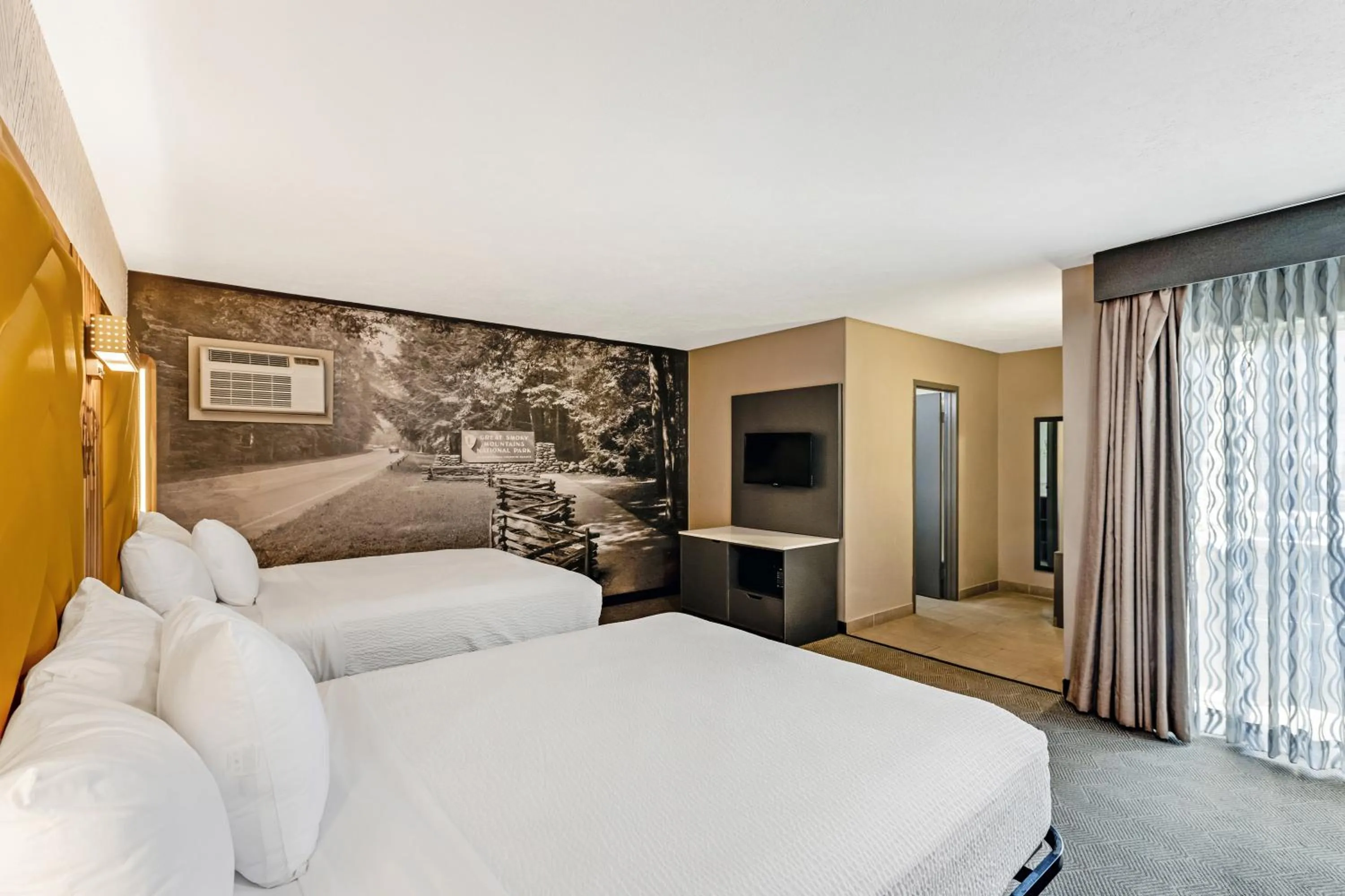 Bed in The Wander Hotel