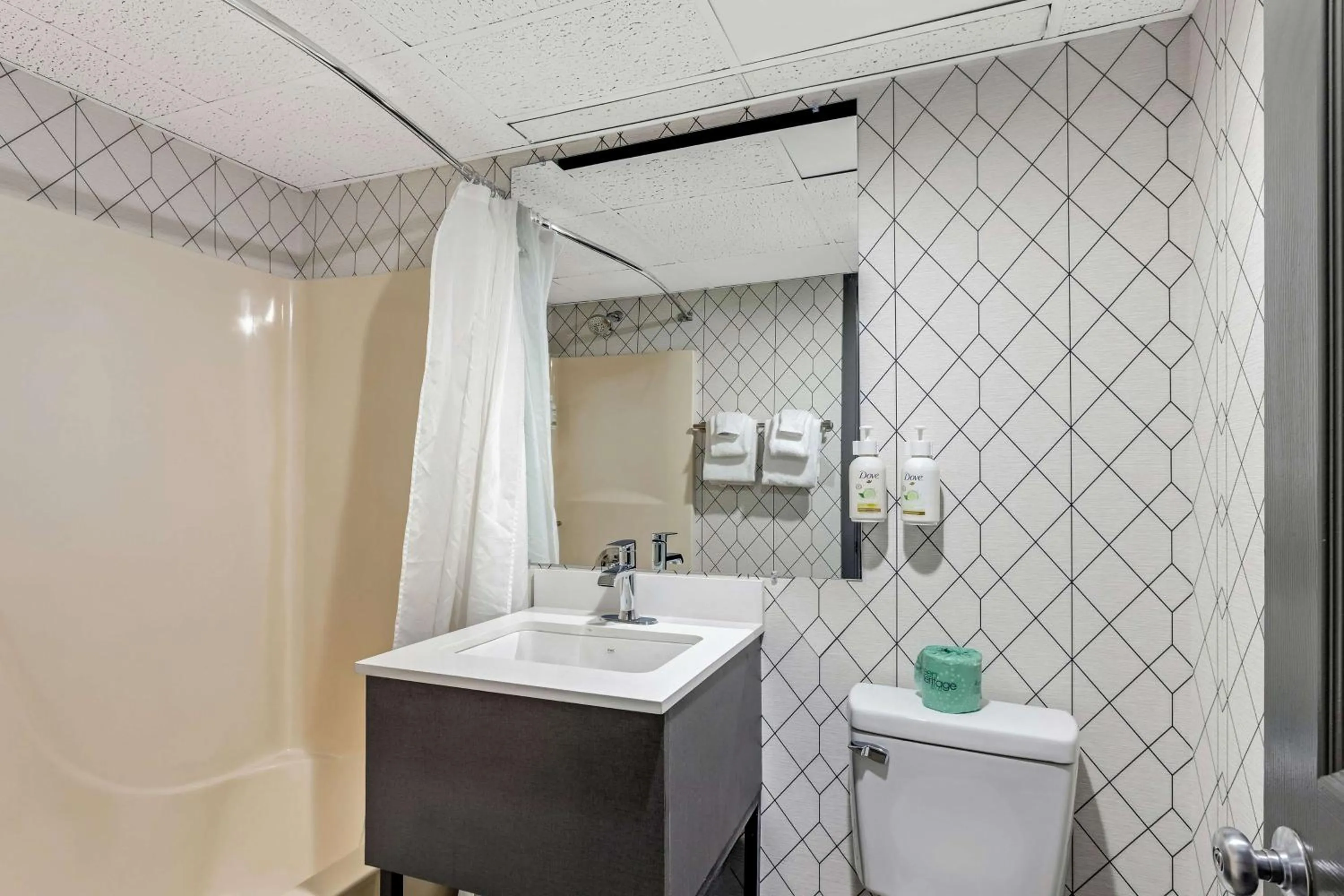 Bathroom in The Wander Hotel