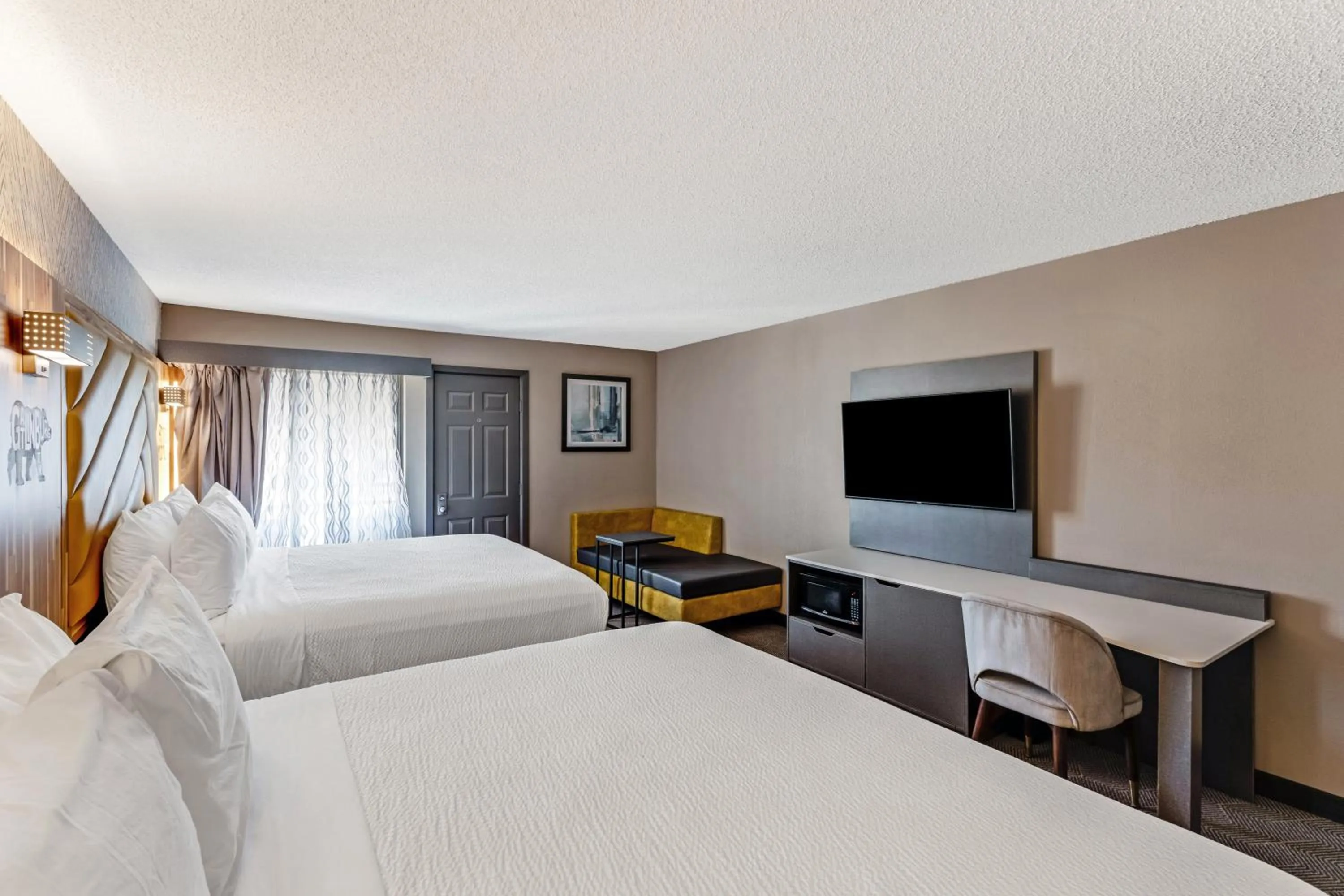 Bed in The Wander Hotel