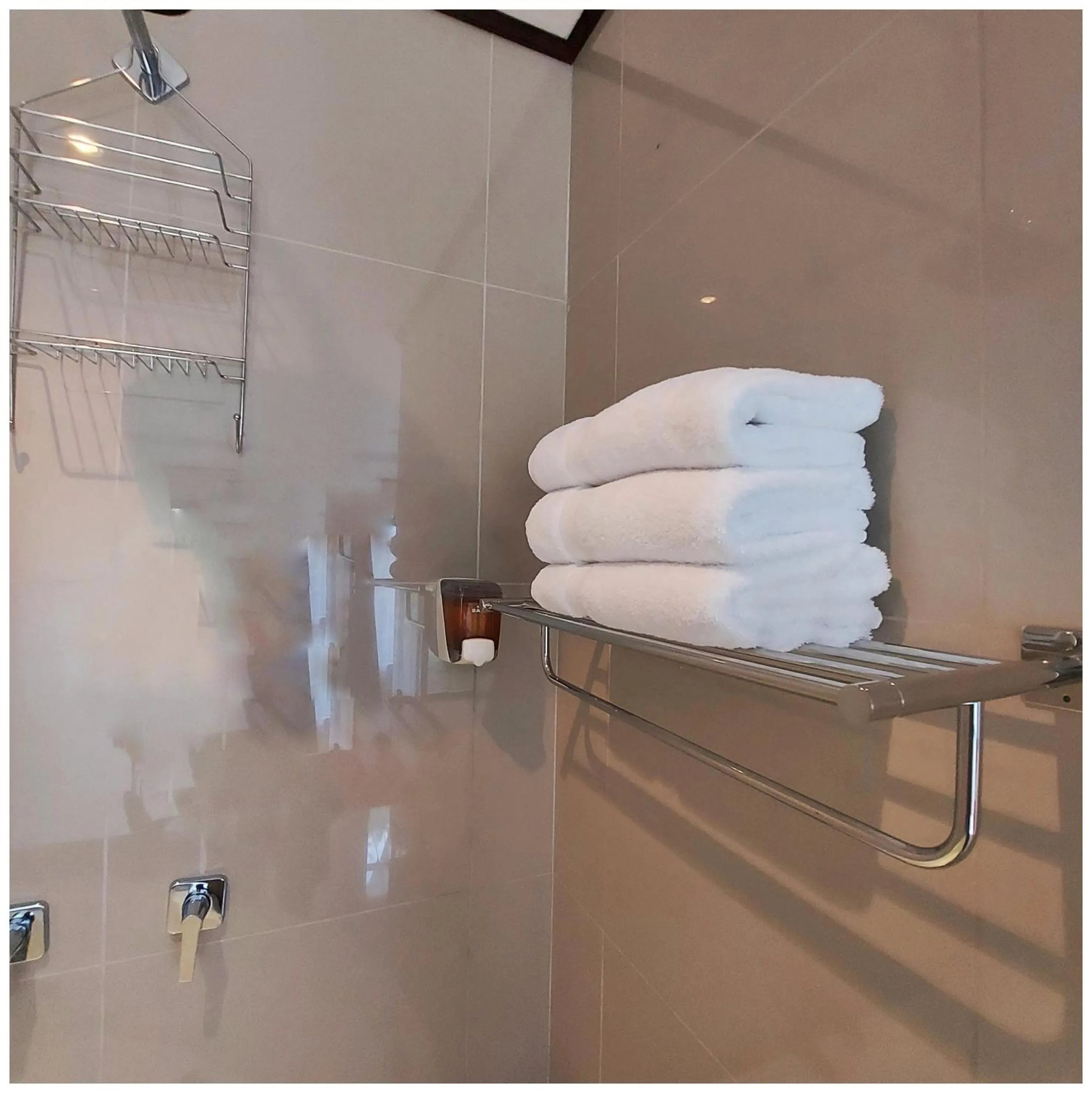 Bathroom in Dreams Lodge