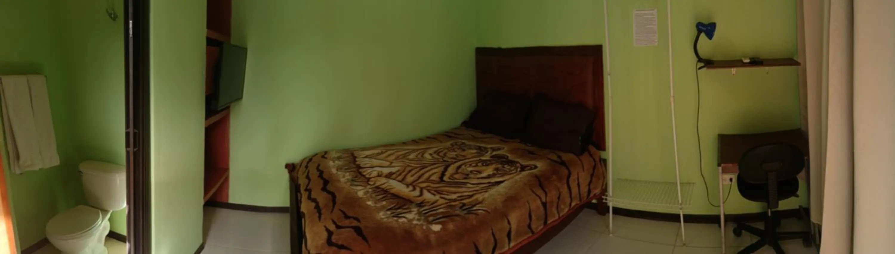 Quadruple Room with Private Bathroom in Cabinas Dormi Bene