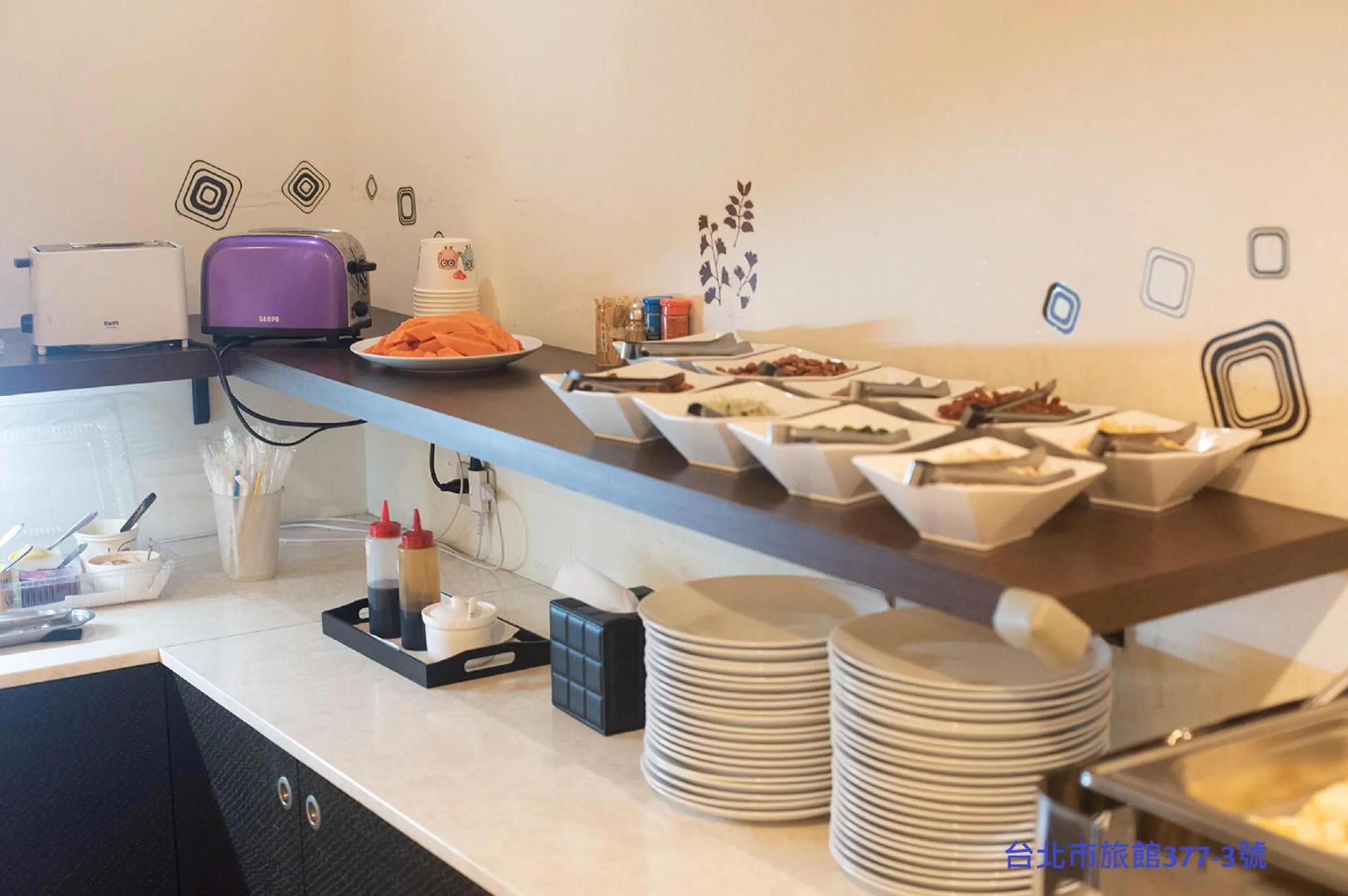 探索汽車旅館 延平館 台北市旅館377-3號