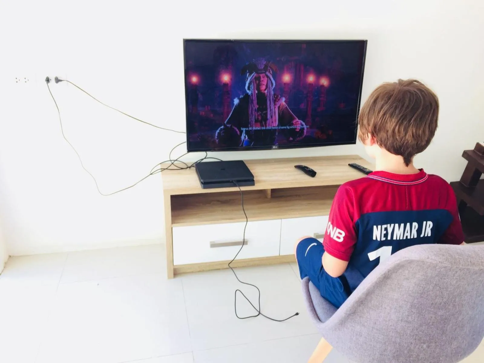 Communal lounge/ TV room in Lux Family Villas Krabi Ao Nang