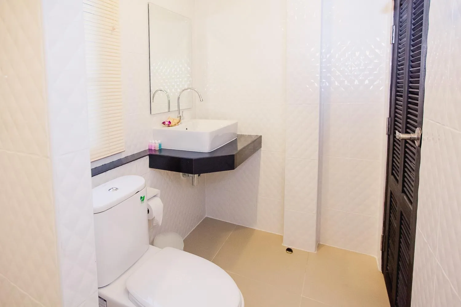 Toilet in Lux Family Villas Krabi Ao Nang