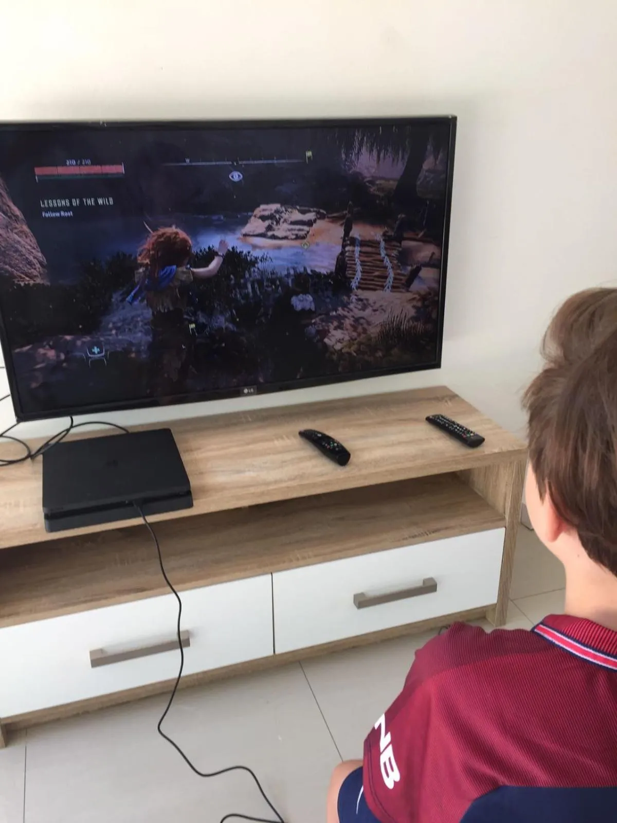 Communal lounge/ TV room in Lux Family Villas Krabi Ao Nang