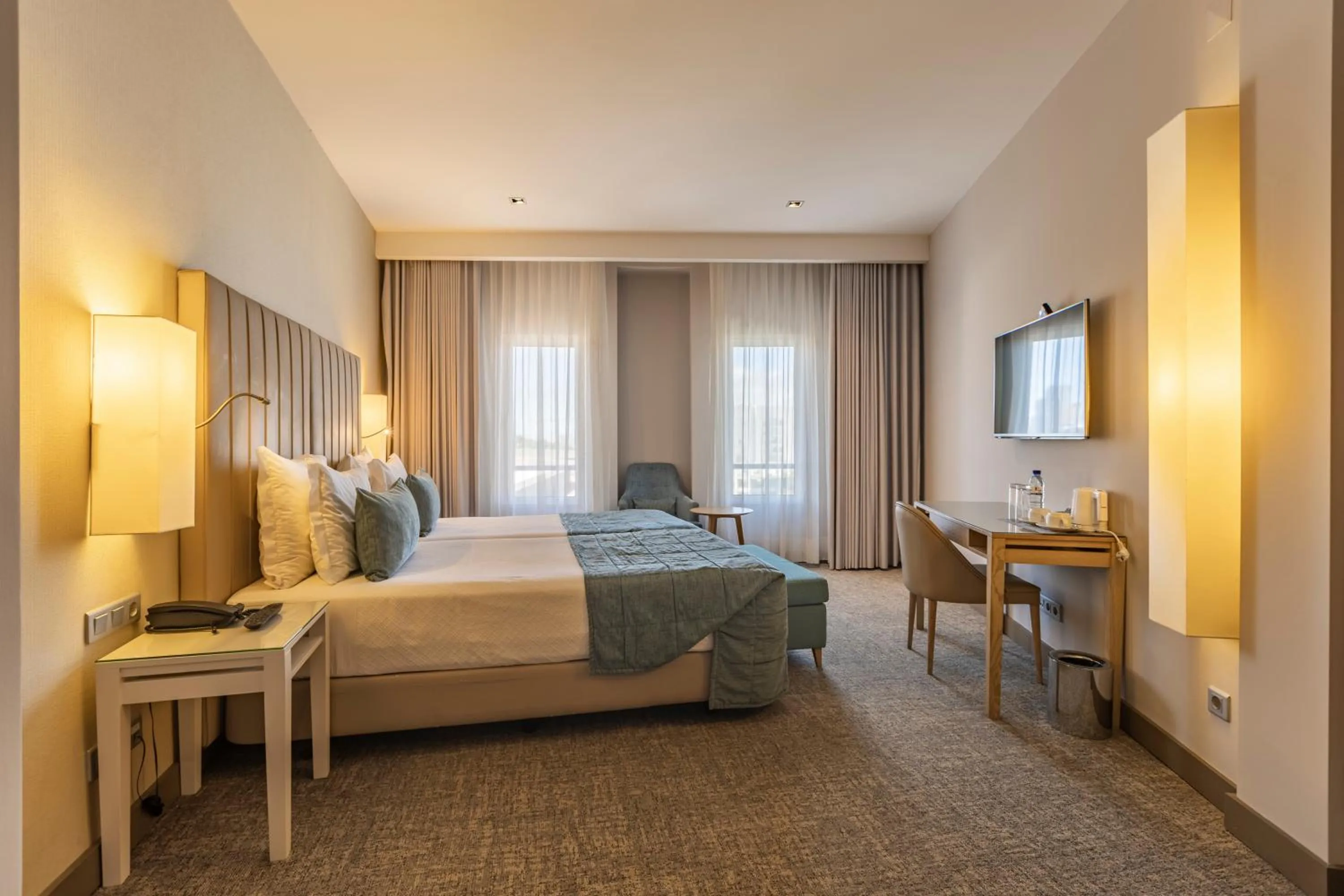 Bed in Montebelo Girassol Maputo Hotel