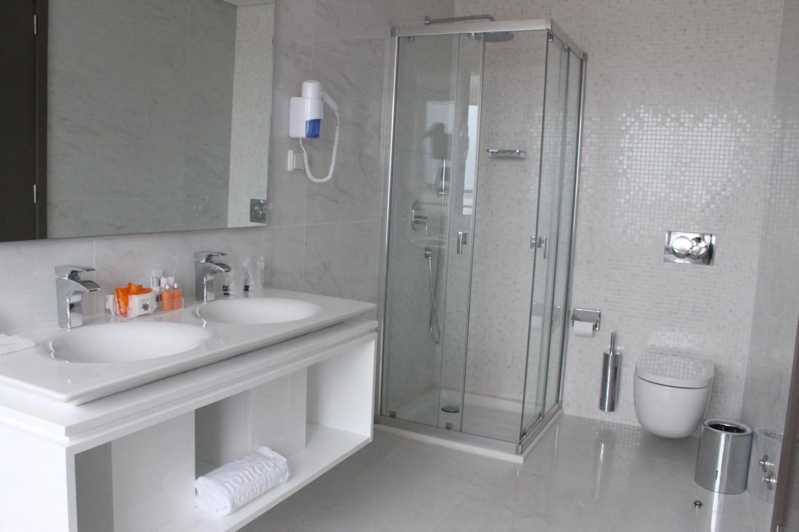 Presidential Suite in Montebelo Girassol Maputo Hotel