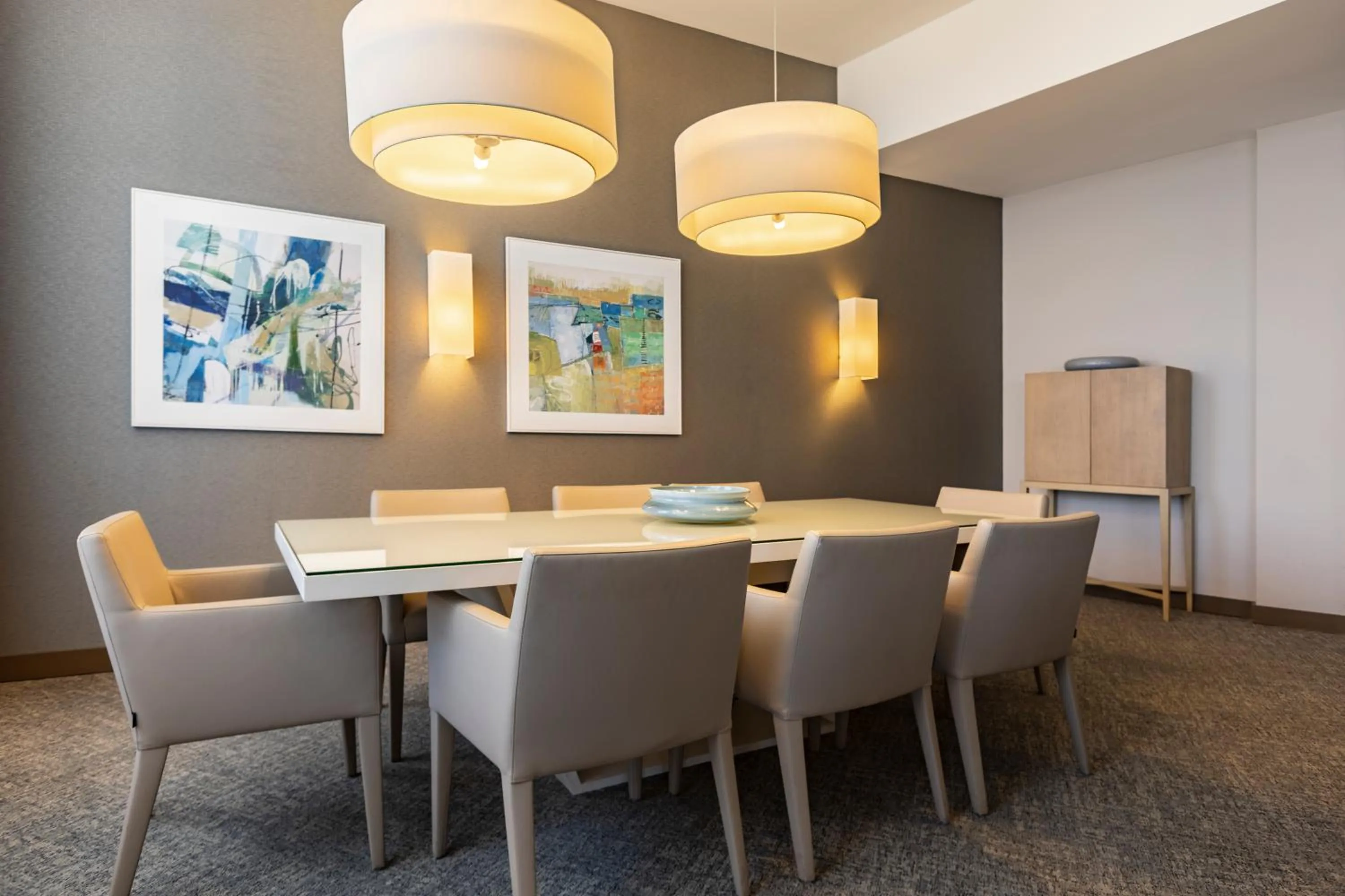 Living room in Montebelo Girassol Maputo Hotel