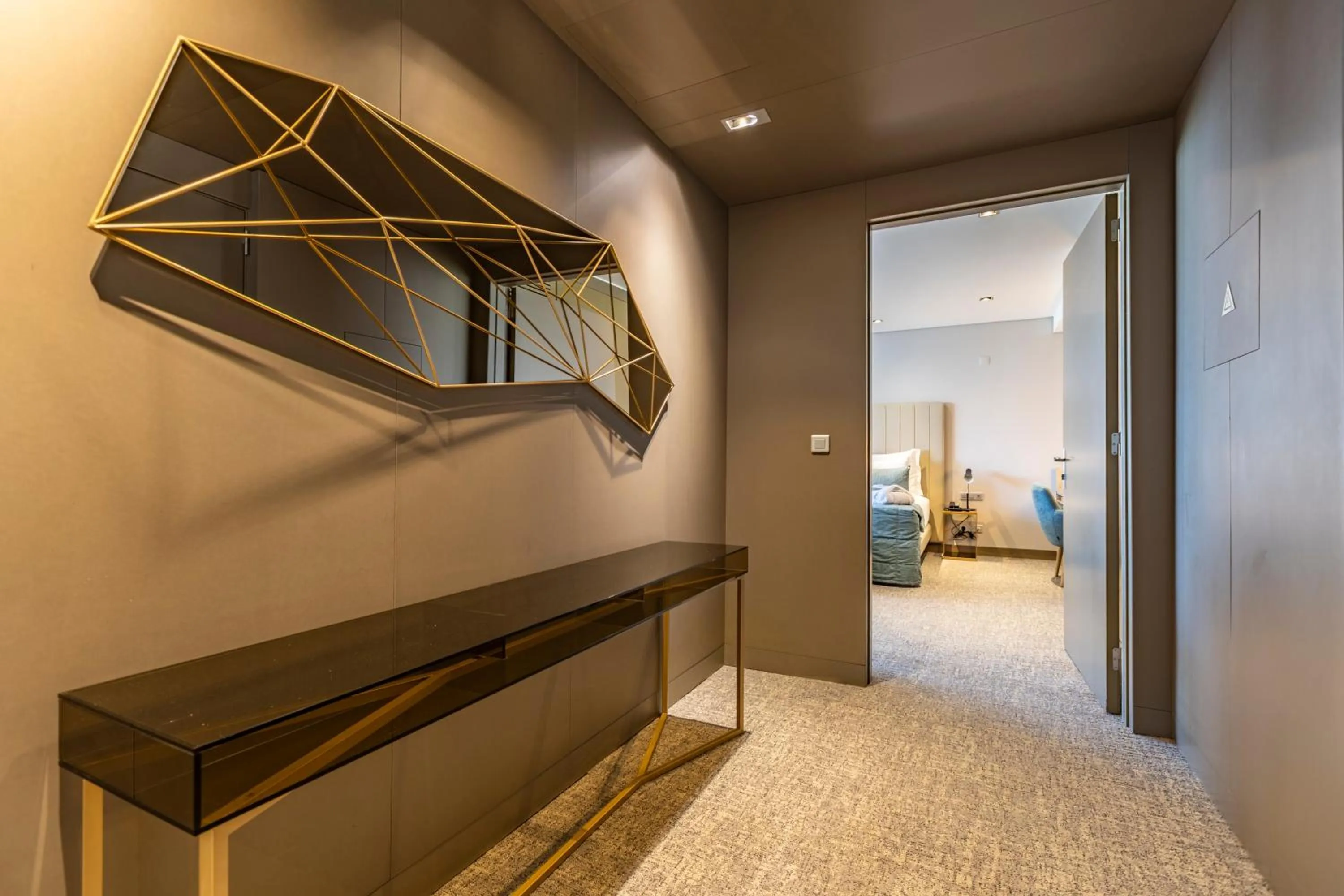 Bedroom, Bed in Montebelo Girassol Maputo Hotel