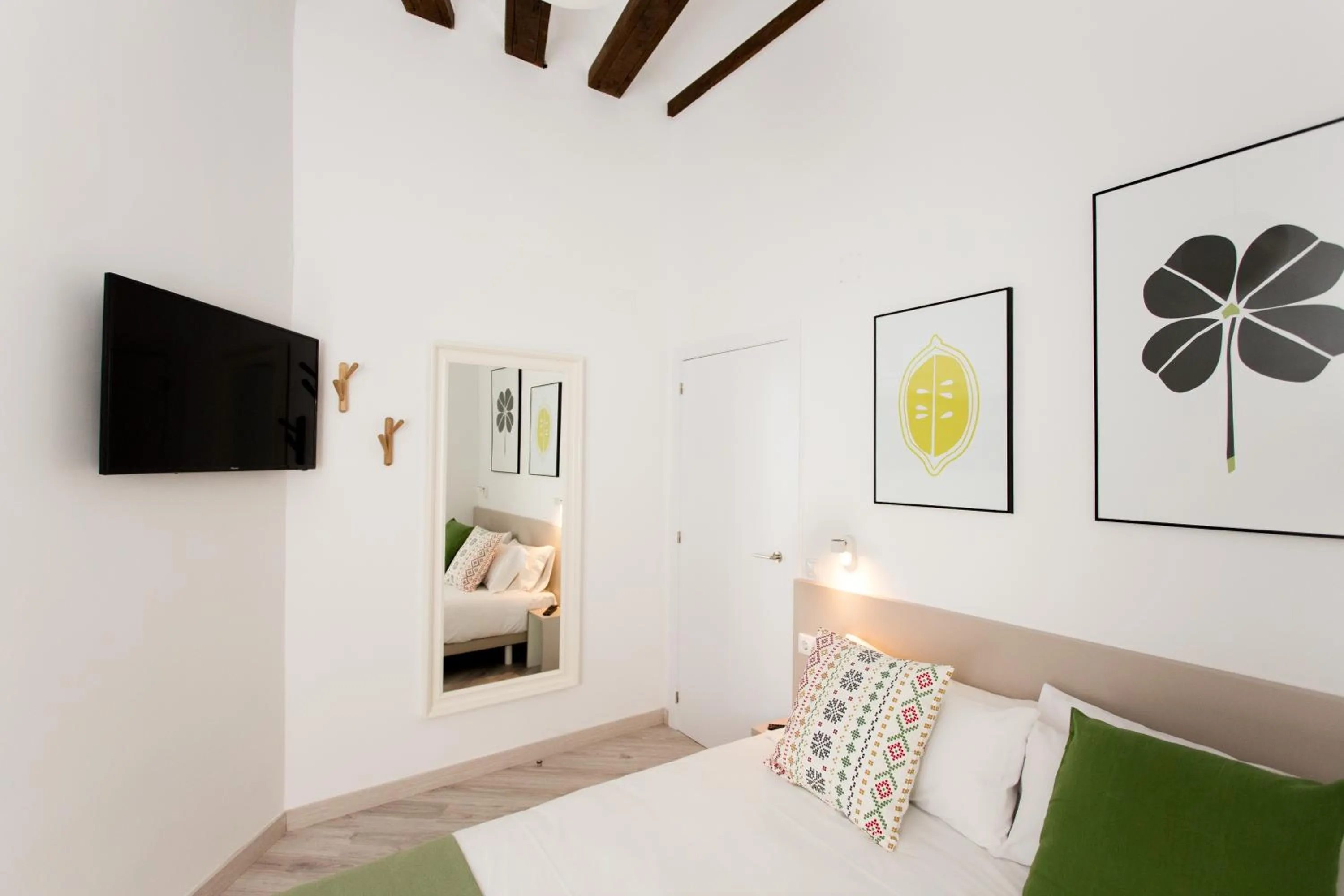 TV and multimedia in Apartamentos Wallace