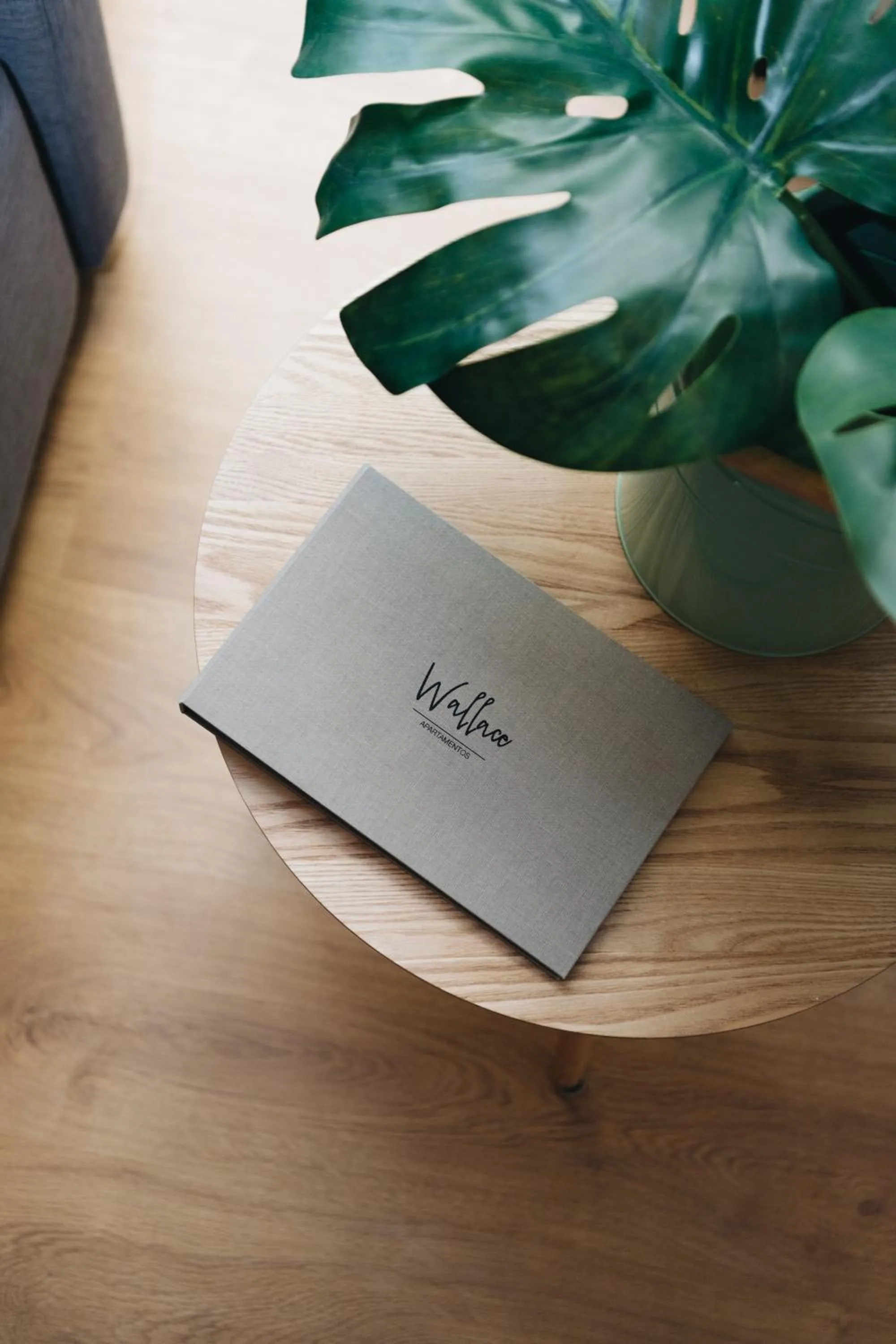 Decorative detail in Apartamentos Wallace