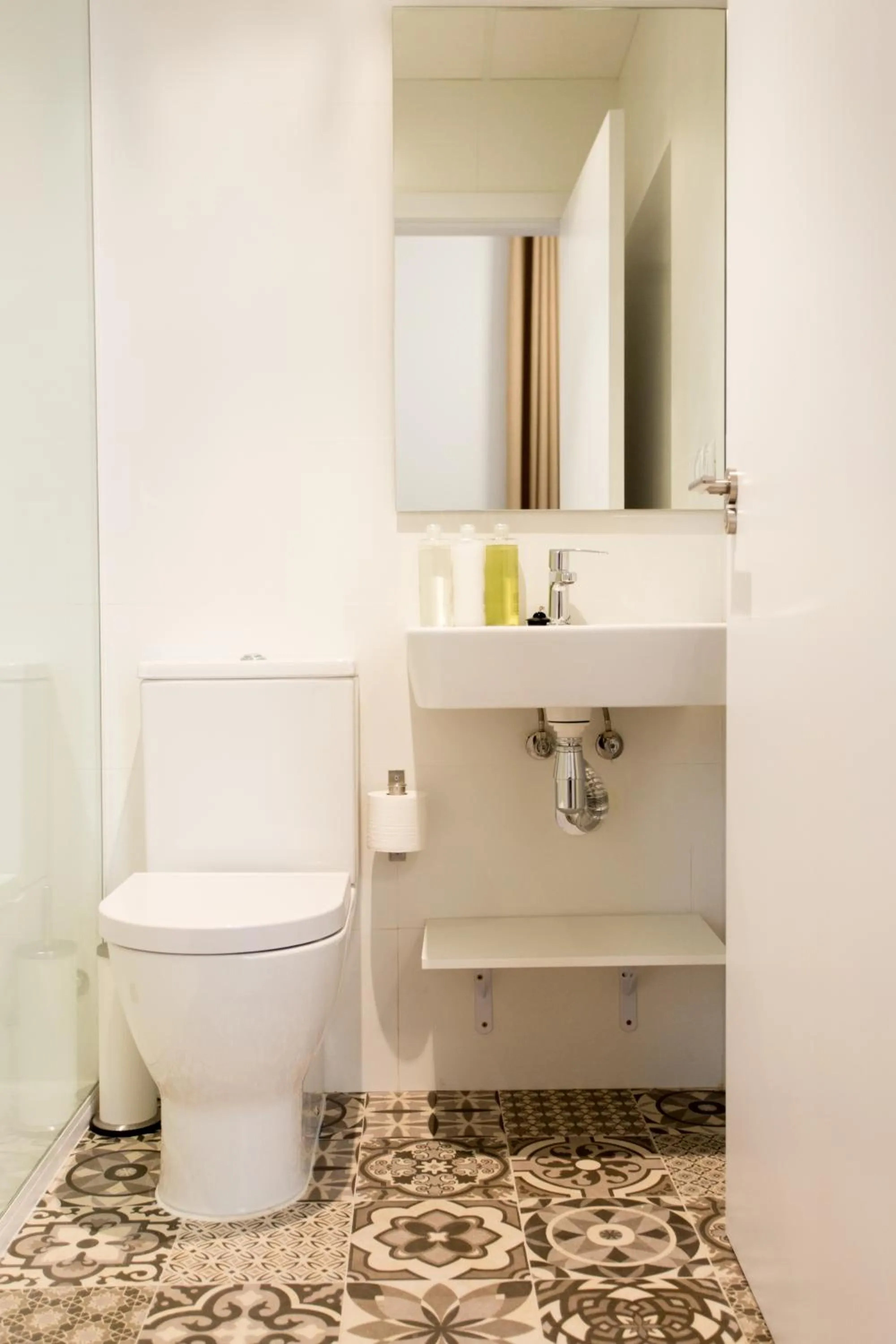 Bathroom in Apartamentos Wallace