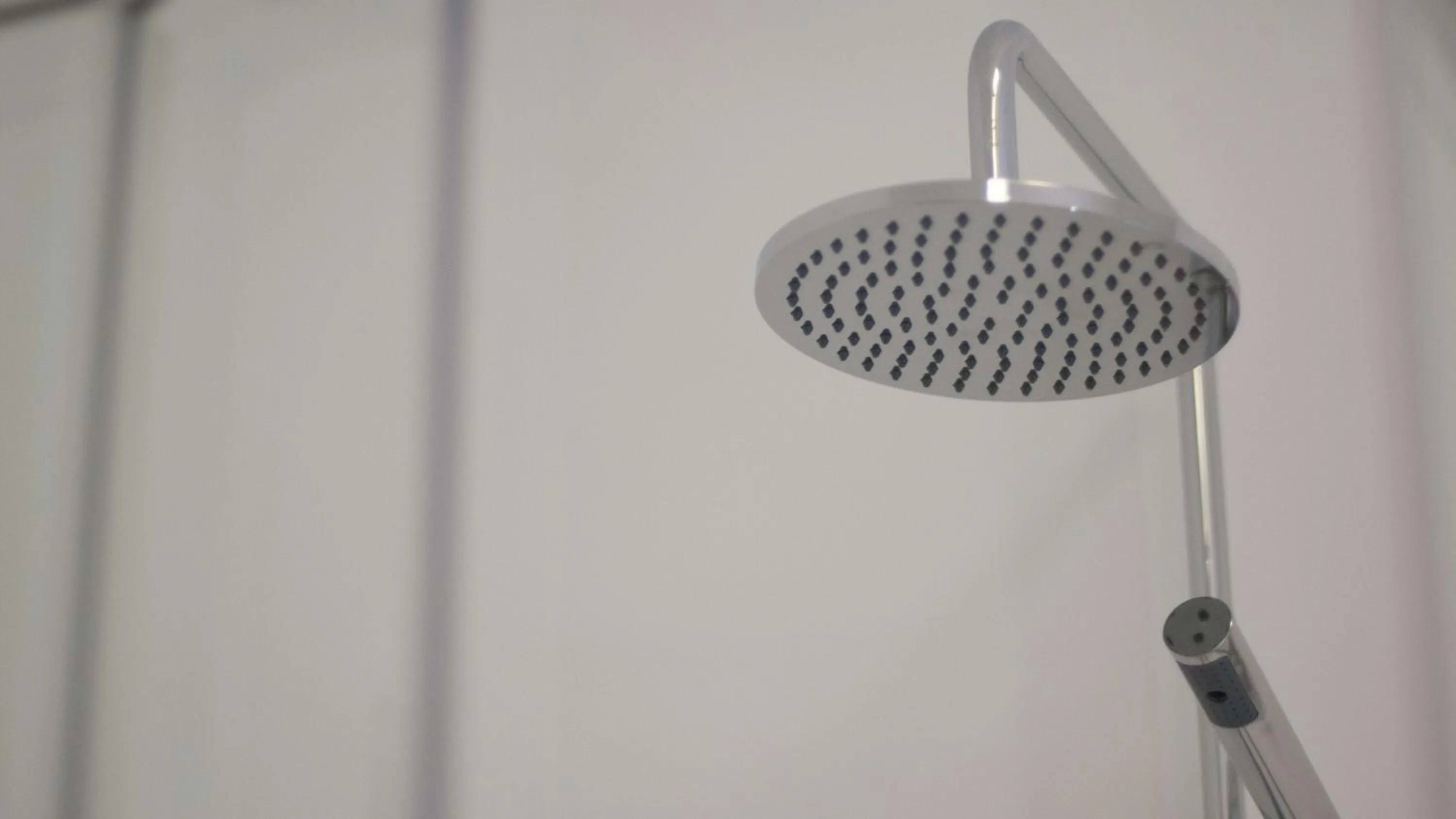 Shower in Otília Apartamentos