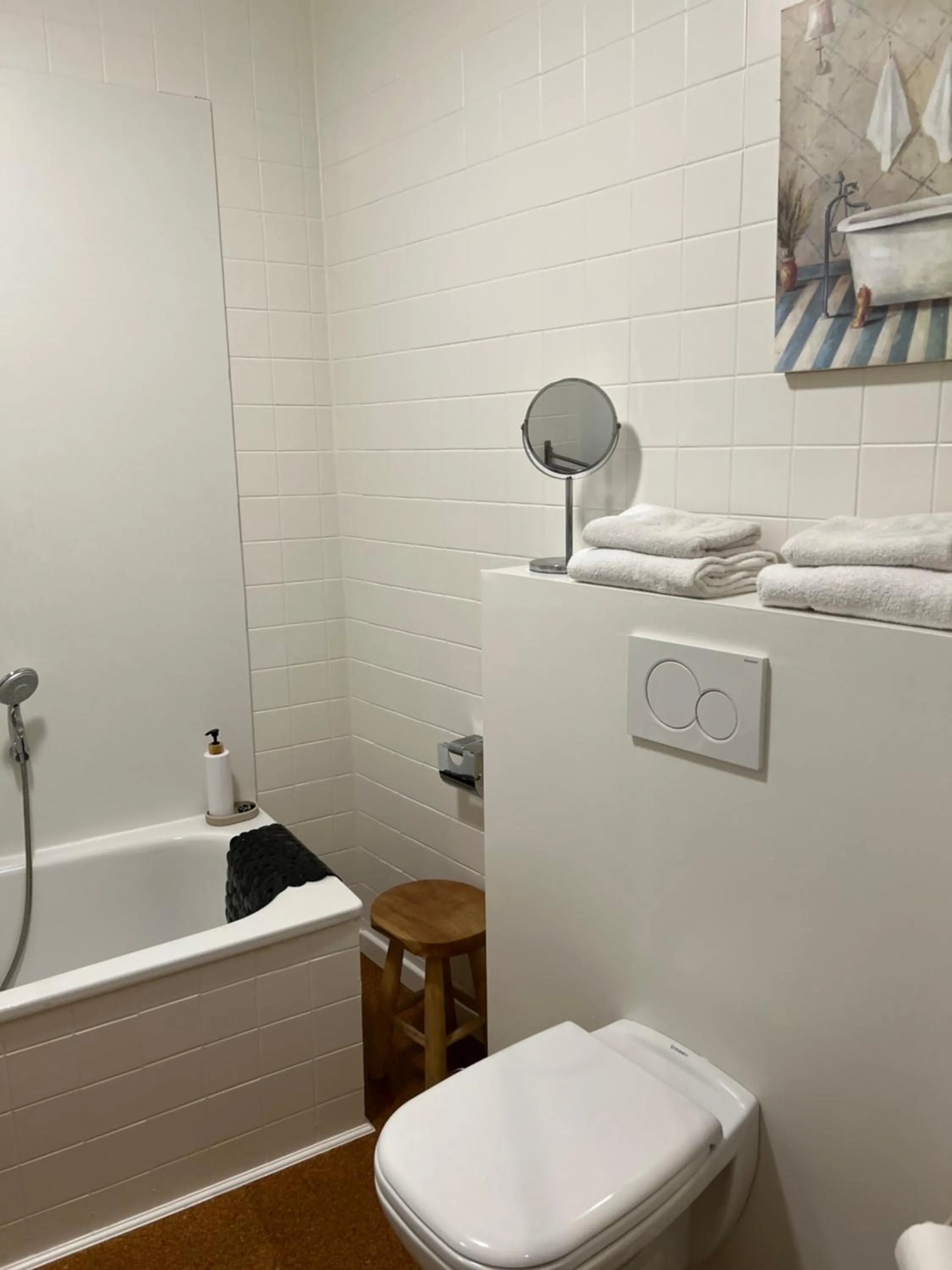 Bathroom in Skindles Guesthouse